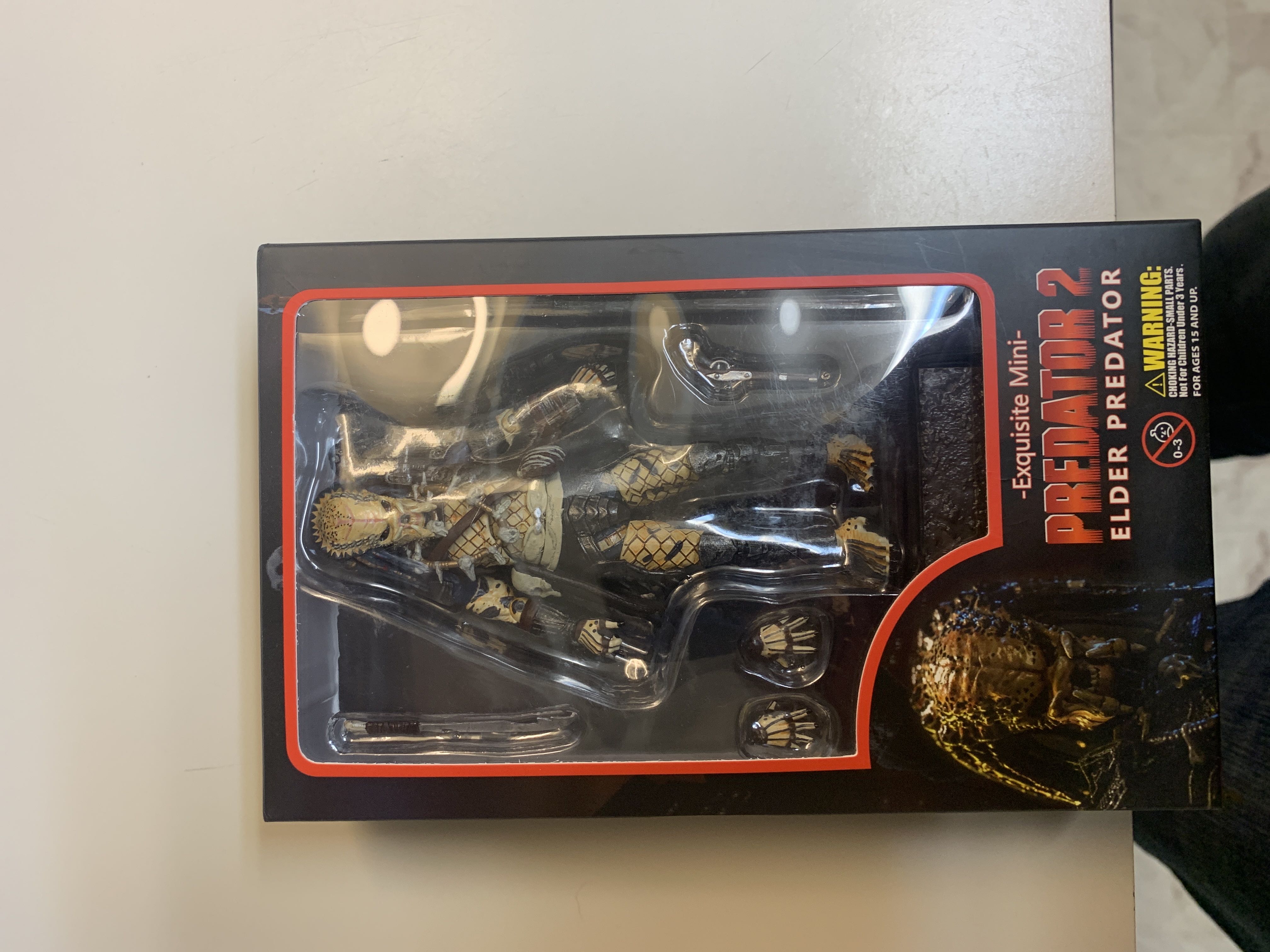 OOM-9 (with Blaster & Binoculars)