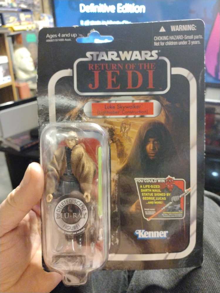 Luke Skywalker (Lightsaber Construction) VC87 - Kenner/Hasbro (Start Wars Episode VI Return Of The Jedi) action figure collectible [Barcode 653569731733] - Main Image 3