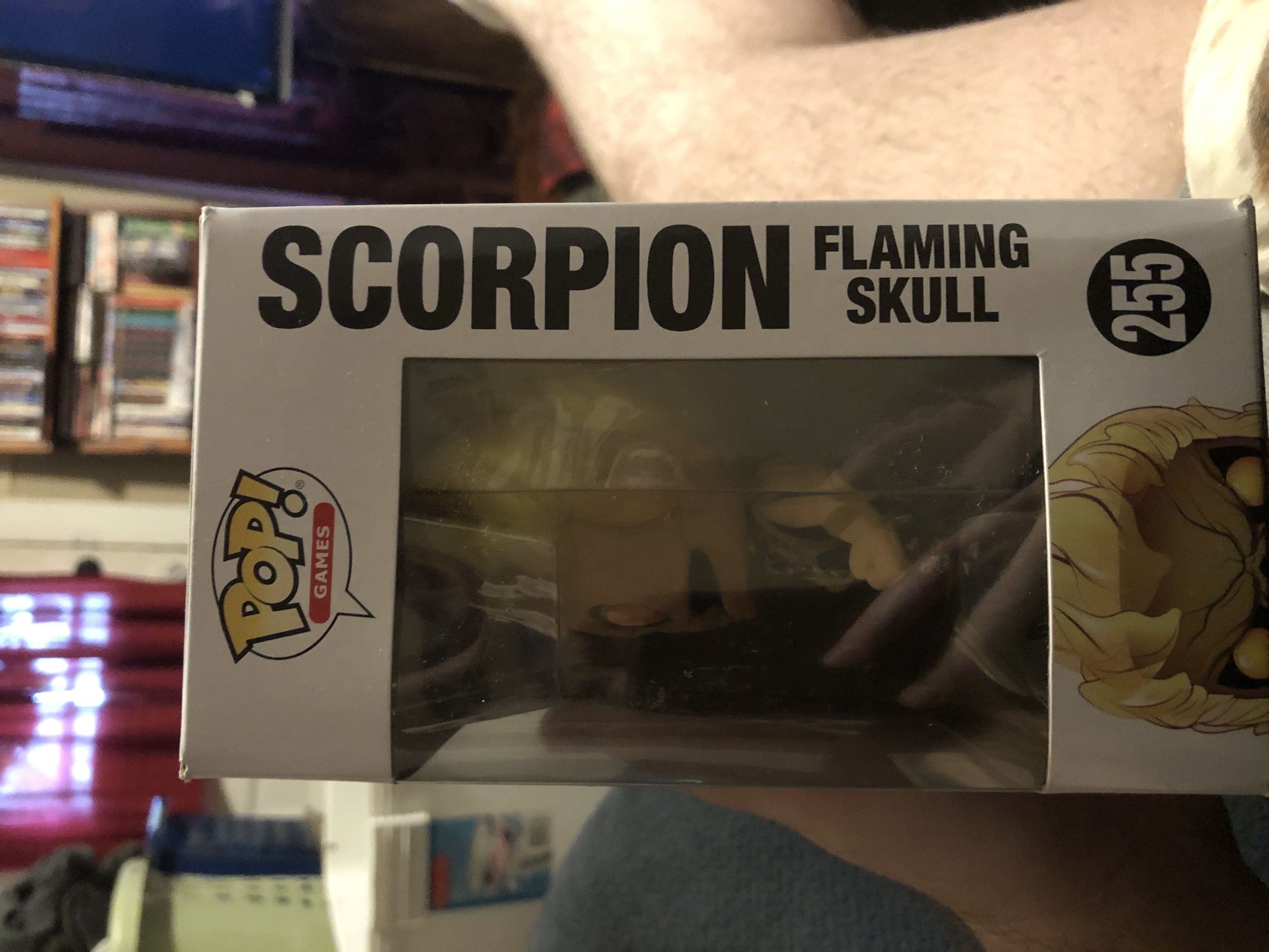 Mortal Kombat-Scorpion Flaming Skull Tho Topic Exclusive - Funko Pop! (Mortal Kombat) action figure collectible - Main Image 3