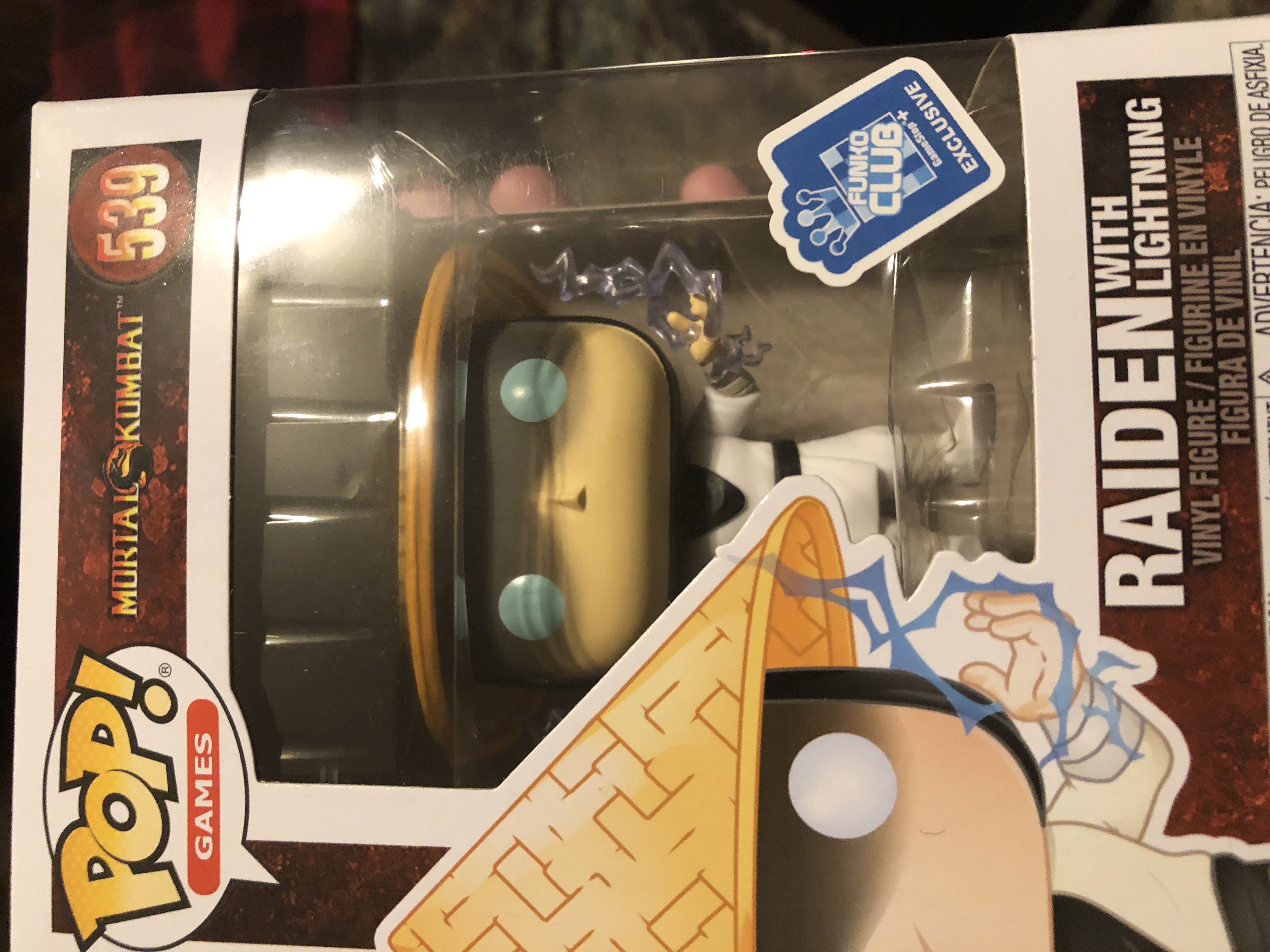Funko Mortal Kombat-Raiden With Lightning Effect - Funko Pop! (Mortal Kombat) action figure collectible [Barcode 889698450409] - Main Image 1