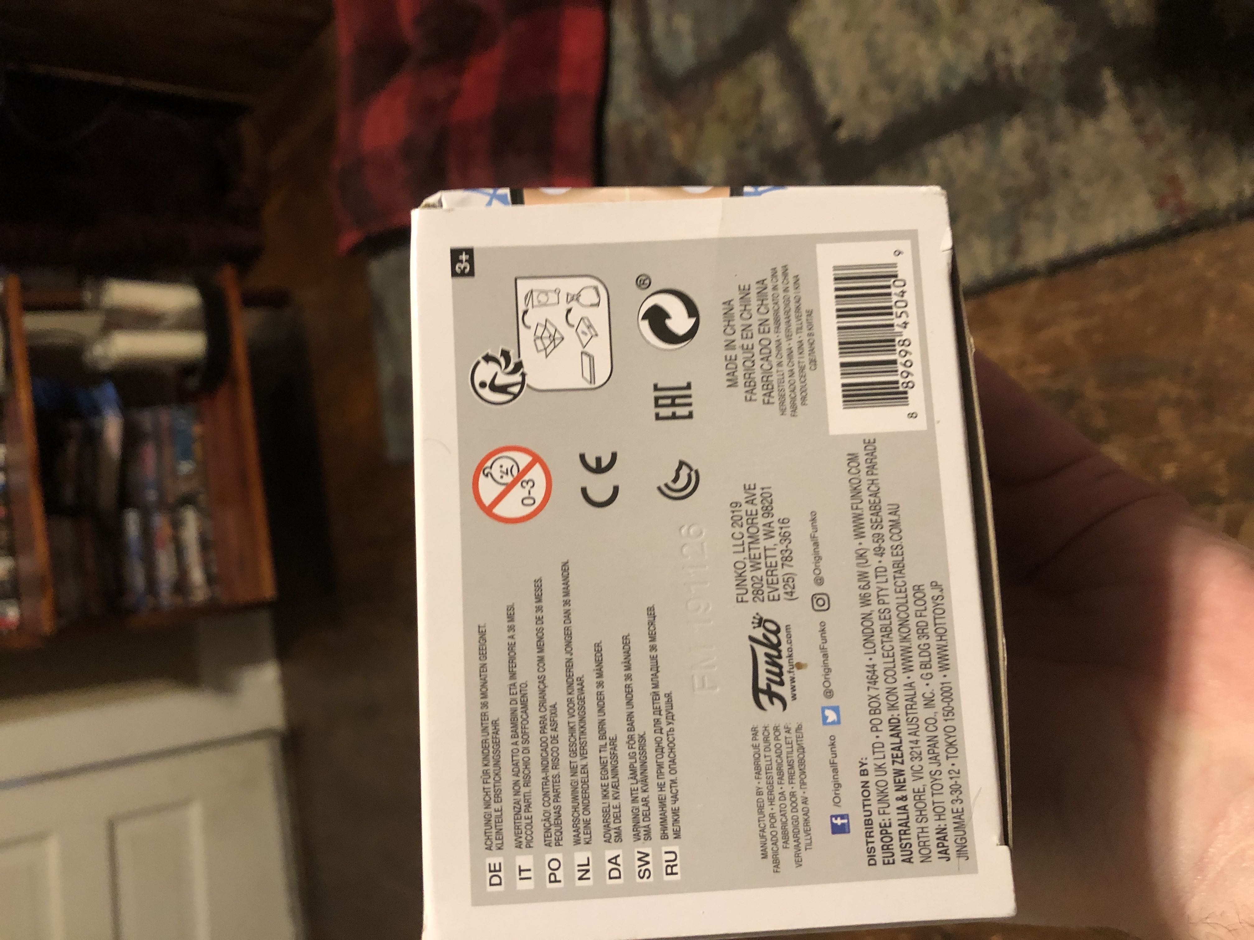 Funko Mortal Kombat-Raiden With Lightning Effect - Funko Pop! (Mortal Kombat) action figure collectible [Barcode 889698450409] - Main Image 4