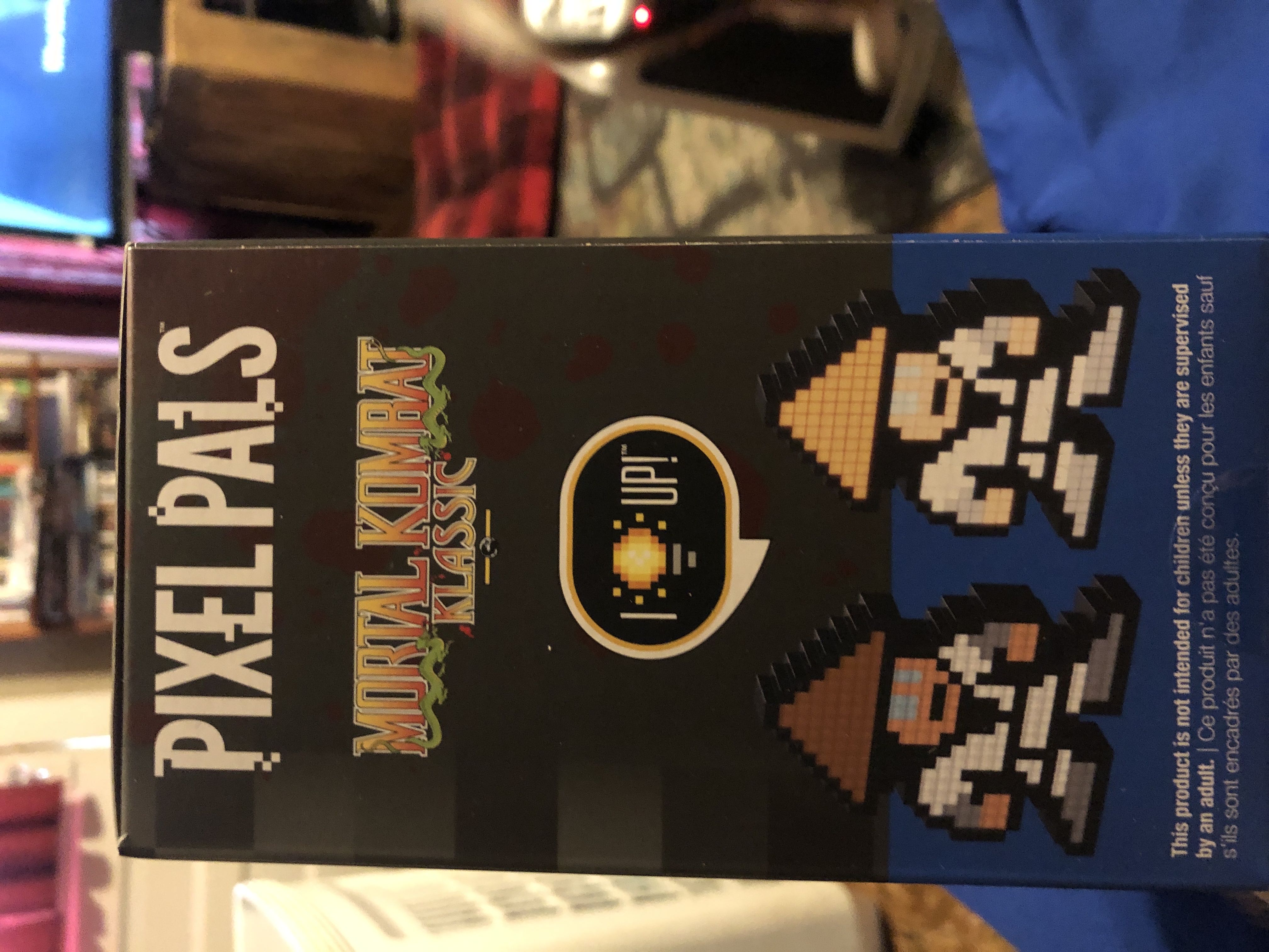 Mortal Kombat Klassic Raiden - Performance Designed Products Inc. (PDP) (Mortal Kombat) action figure collectible [Barcode 708056061470] - Main Image 2