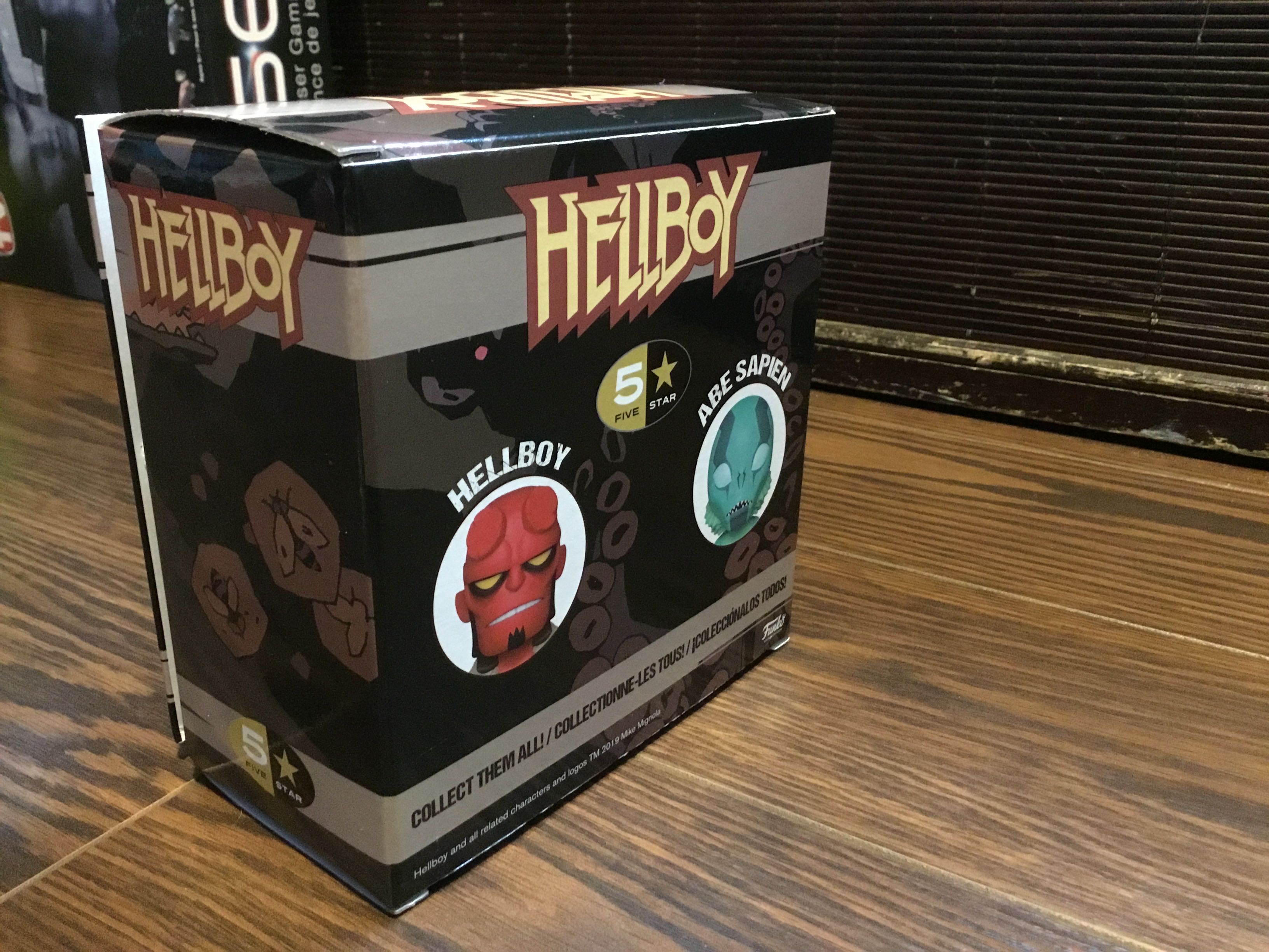 Pop! Hellboy Summer Convention: Hellboy 5 Star - Funko Pop (Vinyl Figures) action figure collectible [Barcode 889698400619] - Main Image 2