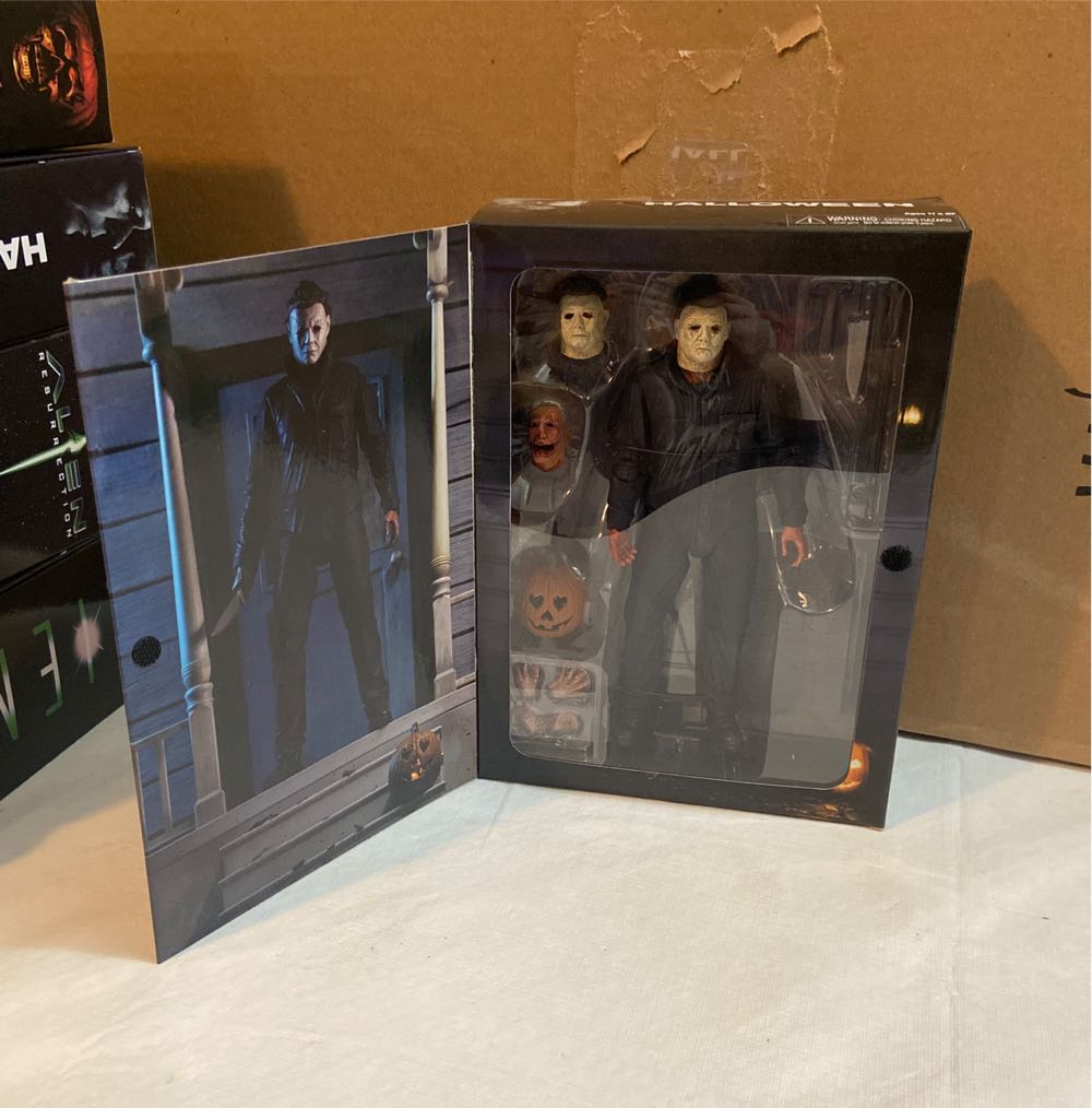 Neca Halloween 2018- Michael Myers - Neca (Halloween) action figure collectible [Barcode 634482606872] - Main Image 2
