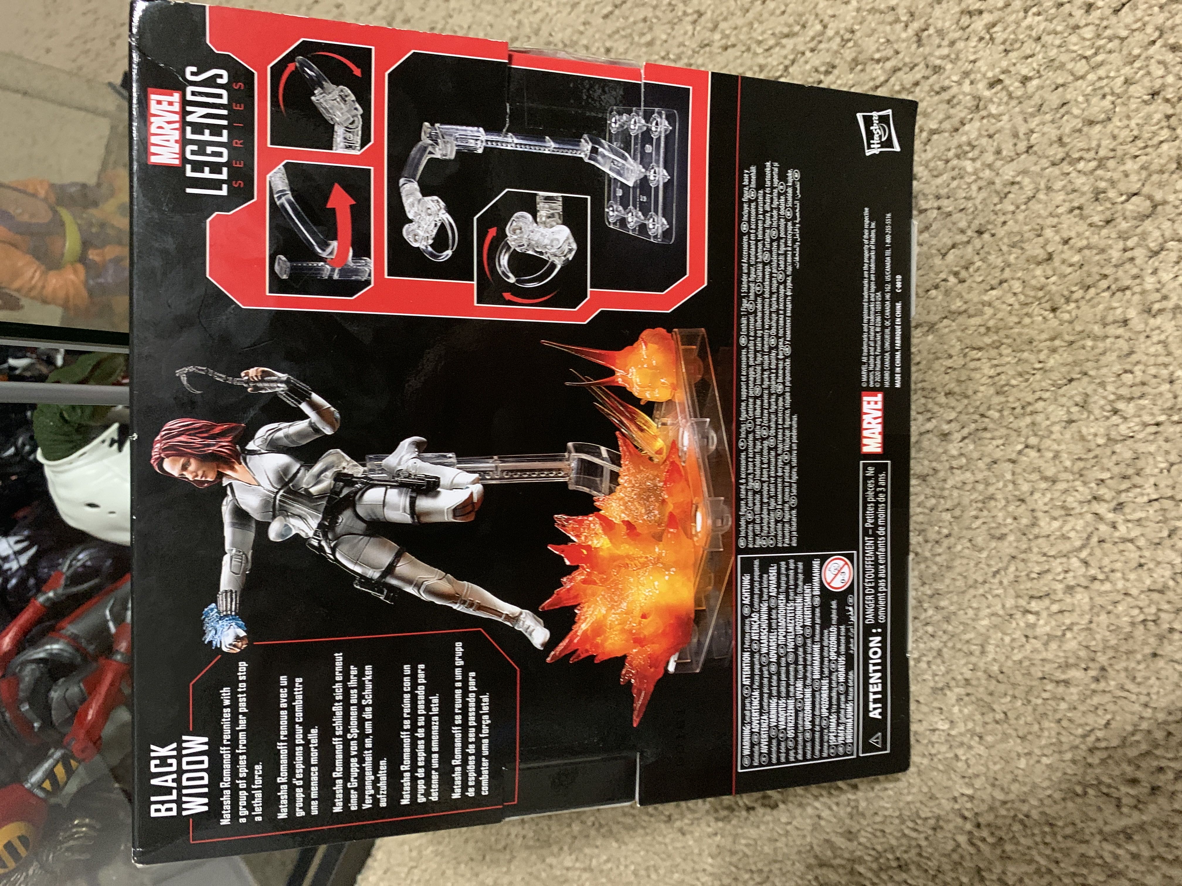 Black Widow (Deluxe) - Hasbro (Marvel Legends) action figure collectible [Barcode 5010993674213] - Main Image 2