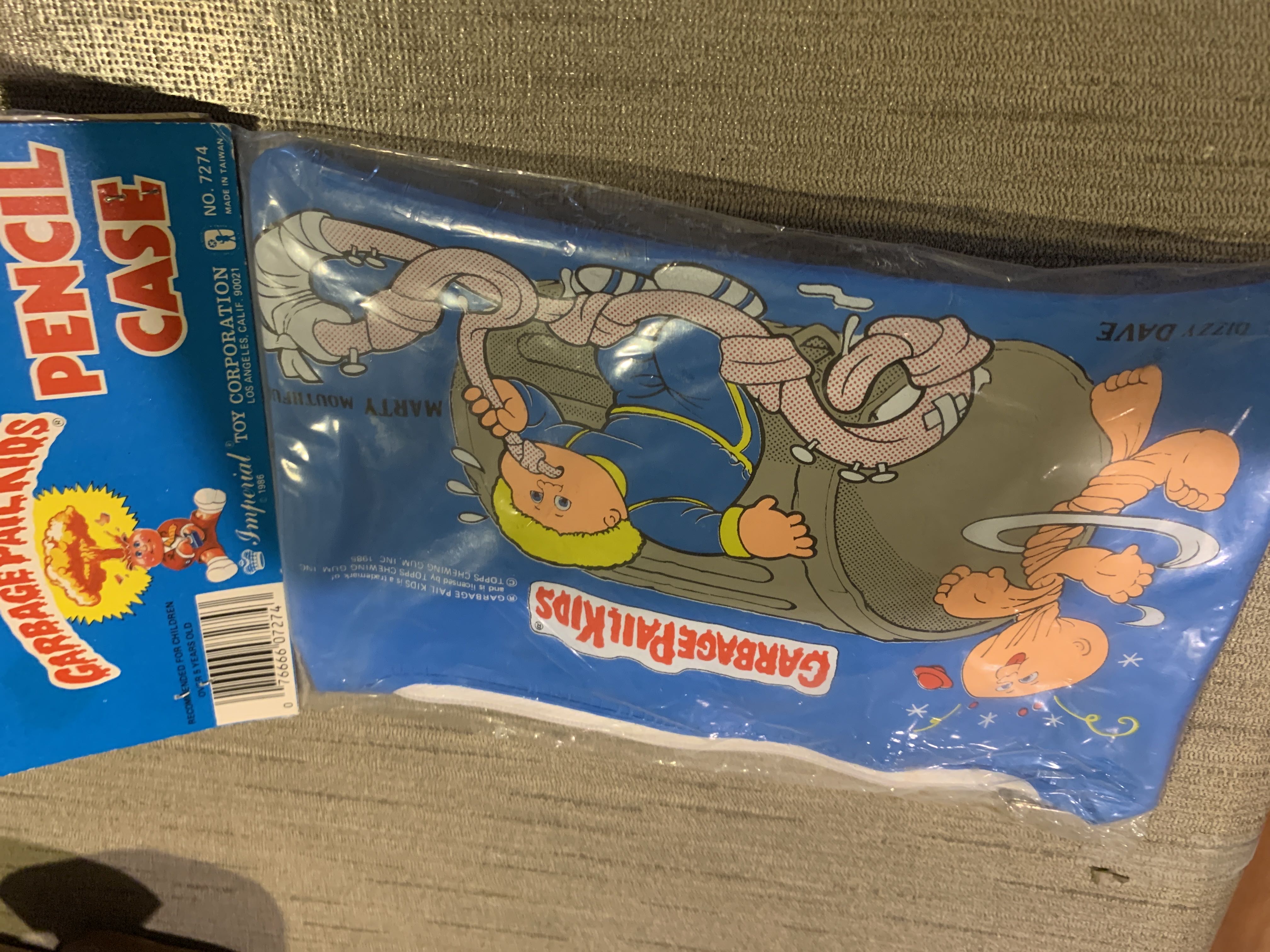 Garbage pail kids pencil case  action figure collectible - Main Image 2