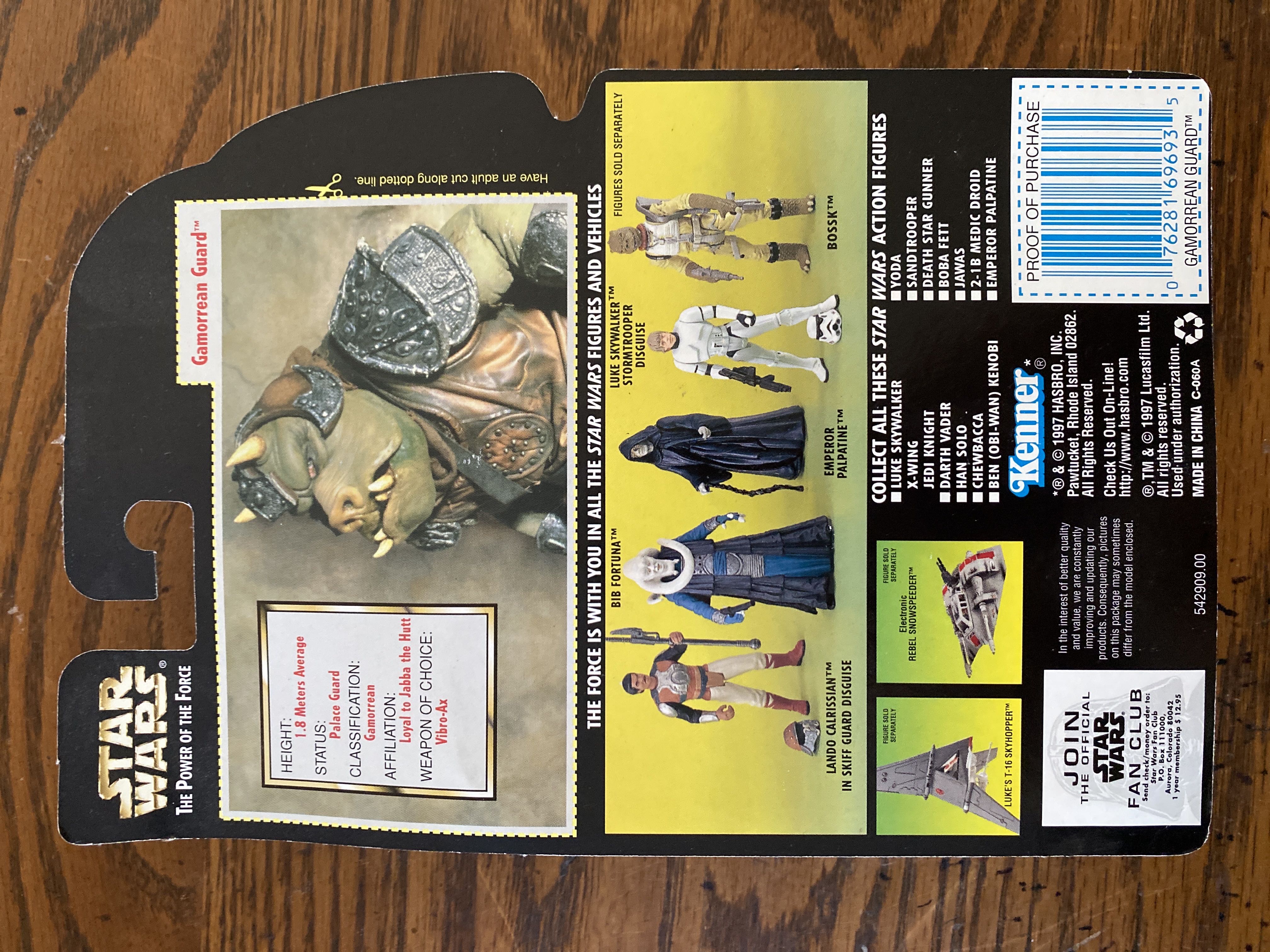 Gamorrean Guard w/ Vibro Axe - Kenner / Hasbro (Power of The Force 2) action figure collectible [Barcode 076281696935] - Main Image 2