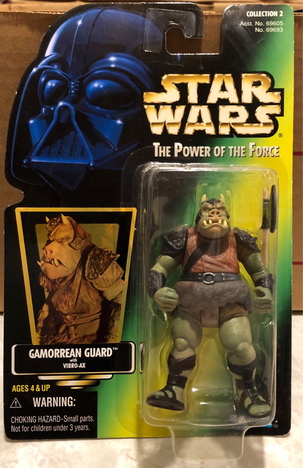 Gamorrean Guard w/ Vibro Axe - Kenner / Hasbro (Power of The Force 2) action figure collectible [Barcode 076281696935] - Main Image 4
