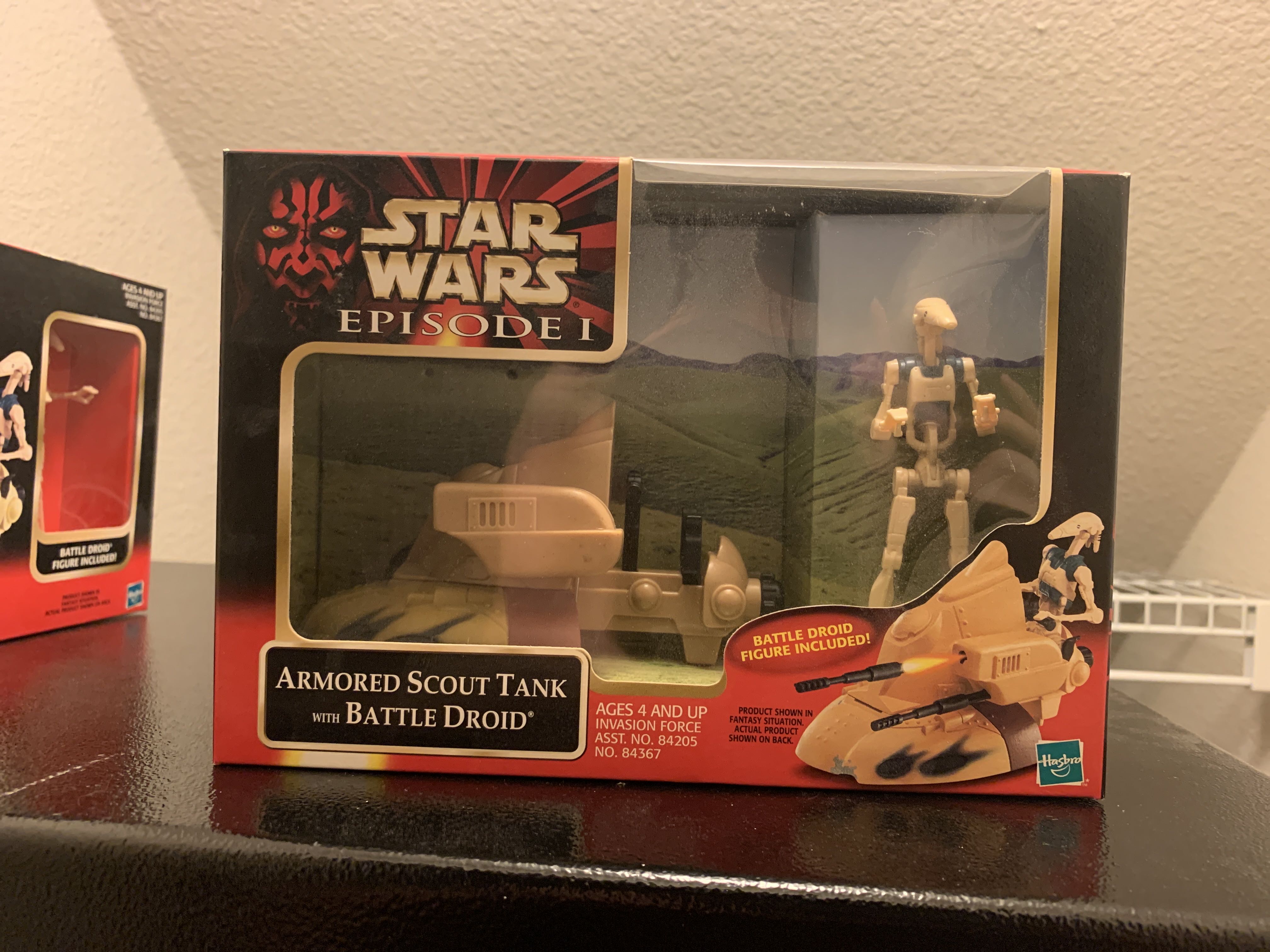 Armored Scout Tank with Battle Droid - Hasbro (Star Wars - Episode 1) action figure collectible [Barcode 076930843673] - Main Image 1