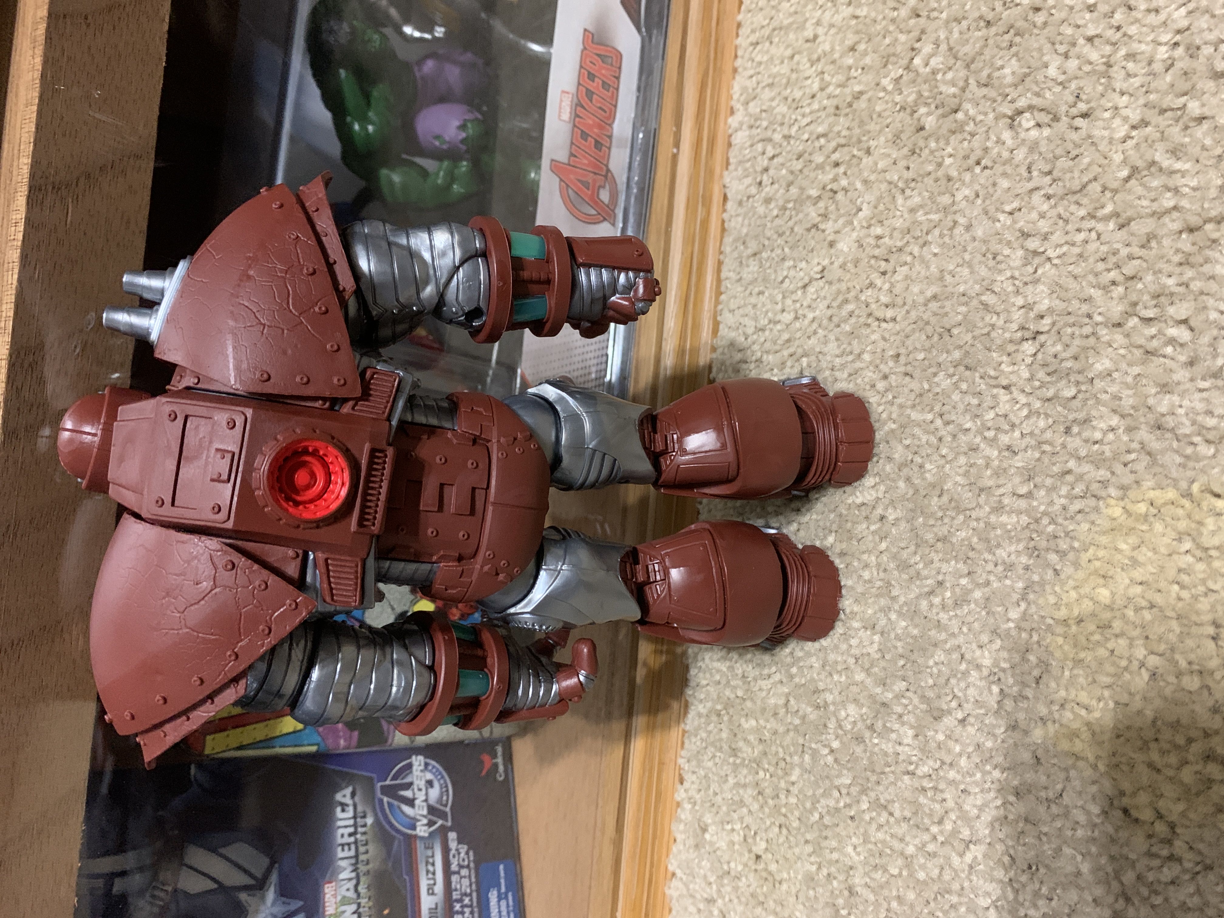 Crimson Dynamo - Hasbro (Marvel Legends) action figure collectible - Main Image 2