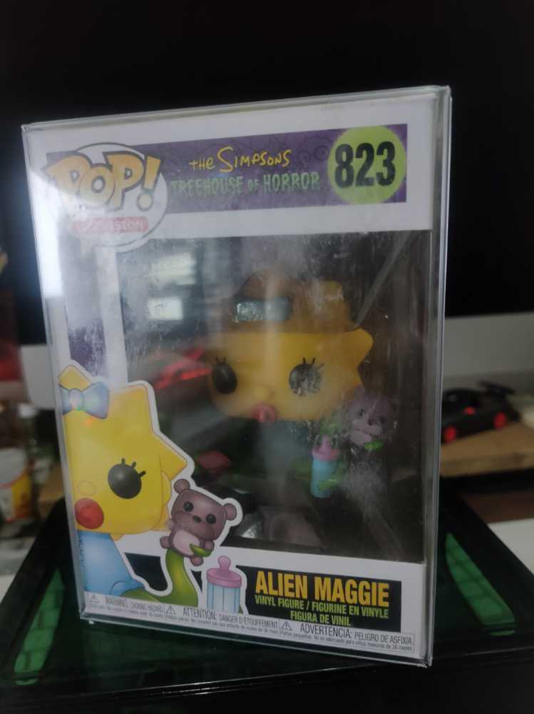 #823 Alien Maggie - Funko (The Simpsons) action figure collectible [Barcode 889698397278] - Main Image 2