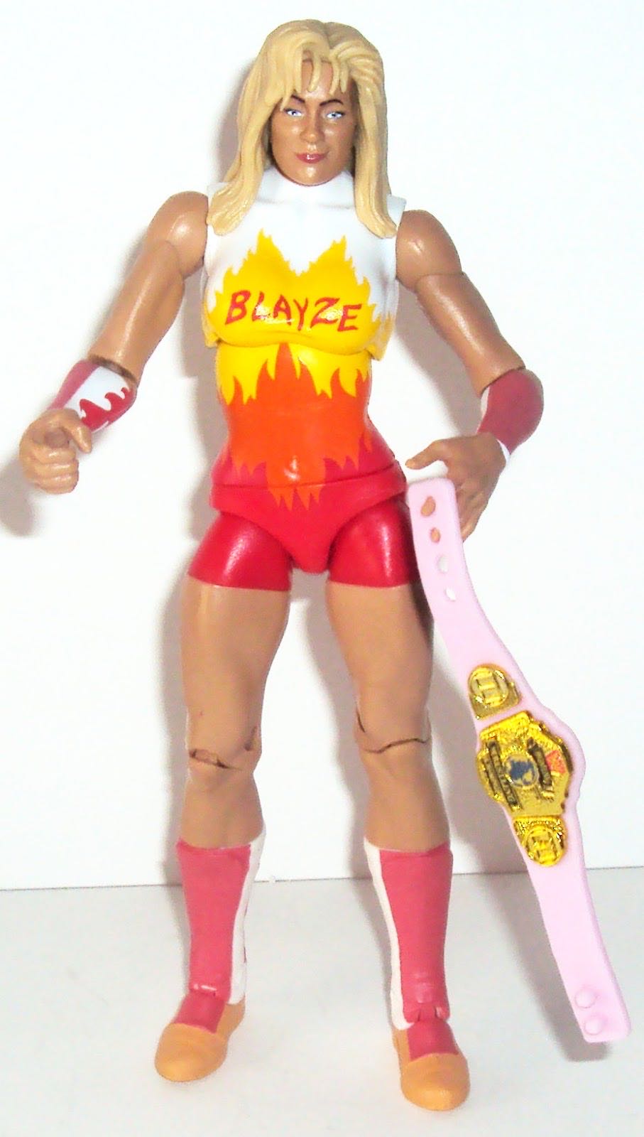 Alundra Blayze - Mattel WWE (WWE Flashback Series) action figure collectible - Main Image 2
