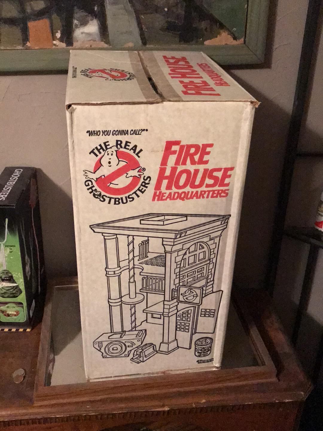 The Real Ghostbusters: Firehouse Headquarters - Kenner (The Real Ghostbusters) action figure collectible - Main Image 2