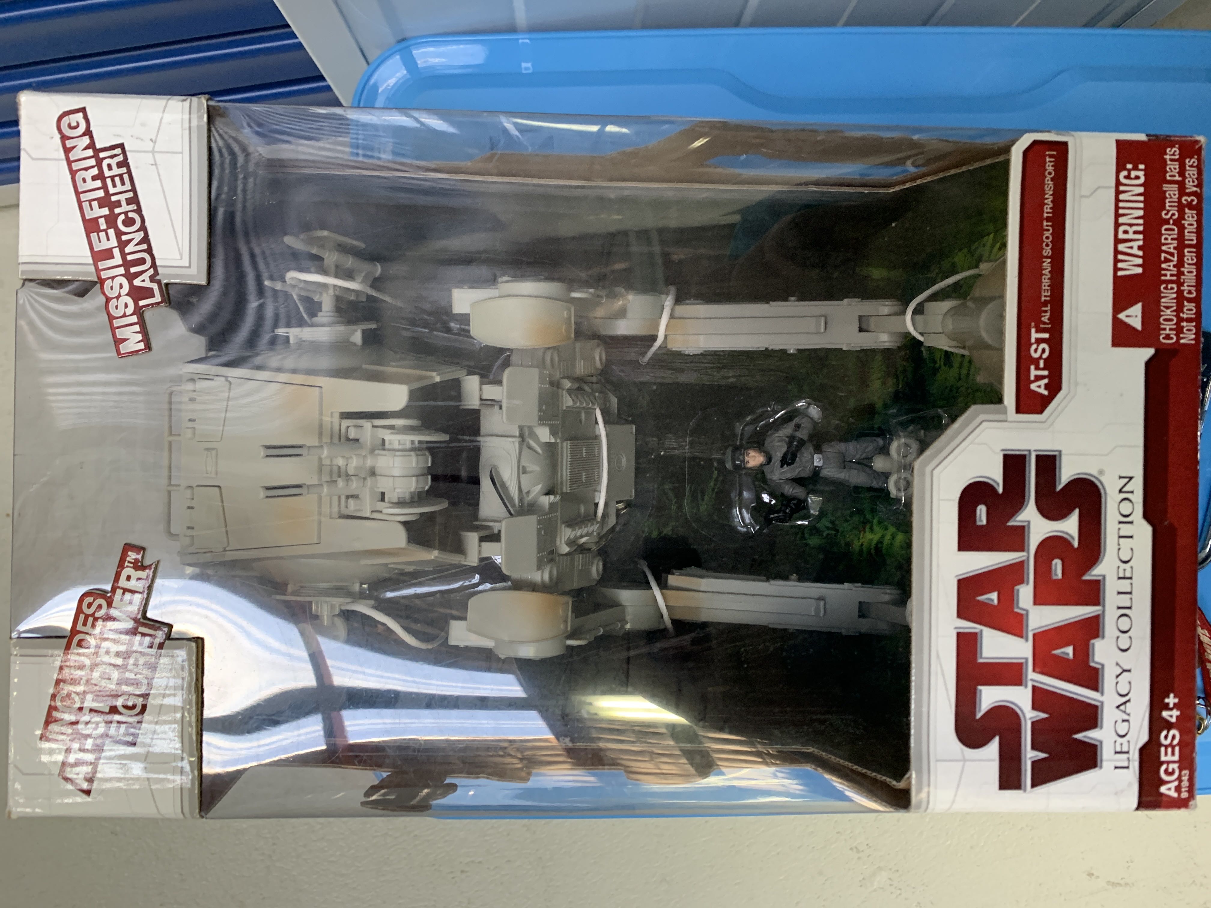 Battle Pack Legacy Collection AT-ST - Hasbro (Return Of The Jedi) action figure collectible [Barcode 653569435068] - Main Image 2