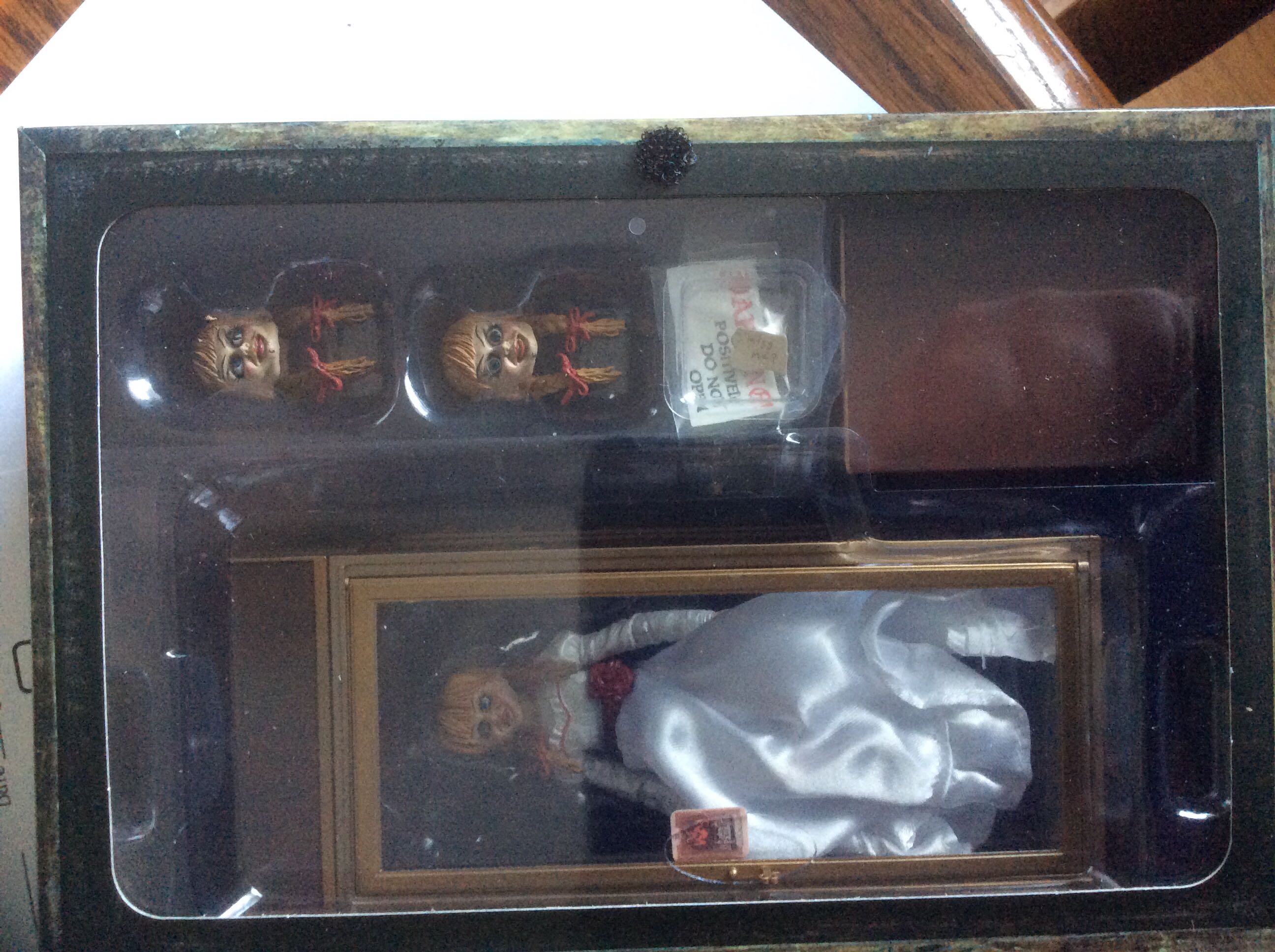 Annabelle - FILMS - HORROR (Annabelle Comes Home) action figure collectible [Barcode 634482419908] - Main Image 3