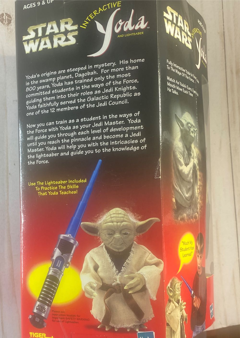 Misc Interactive Yoda and Lightsaber - Hasbro (1999-2000 Episode I) action figure collectible [Barcode 050626012482] - Main Image 2