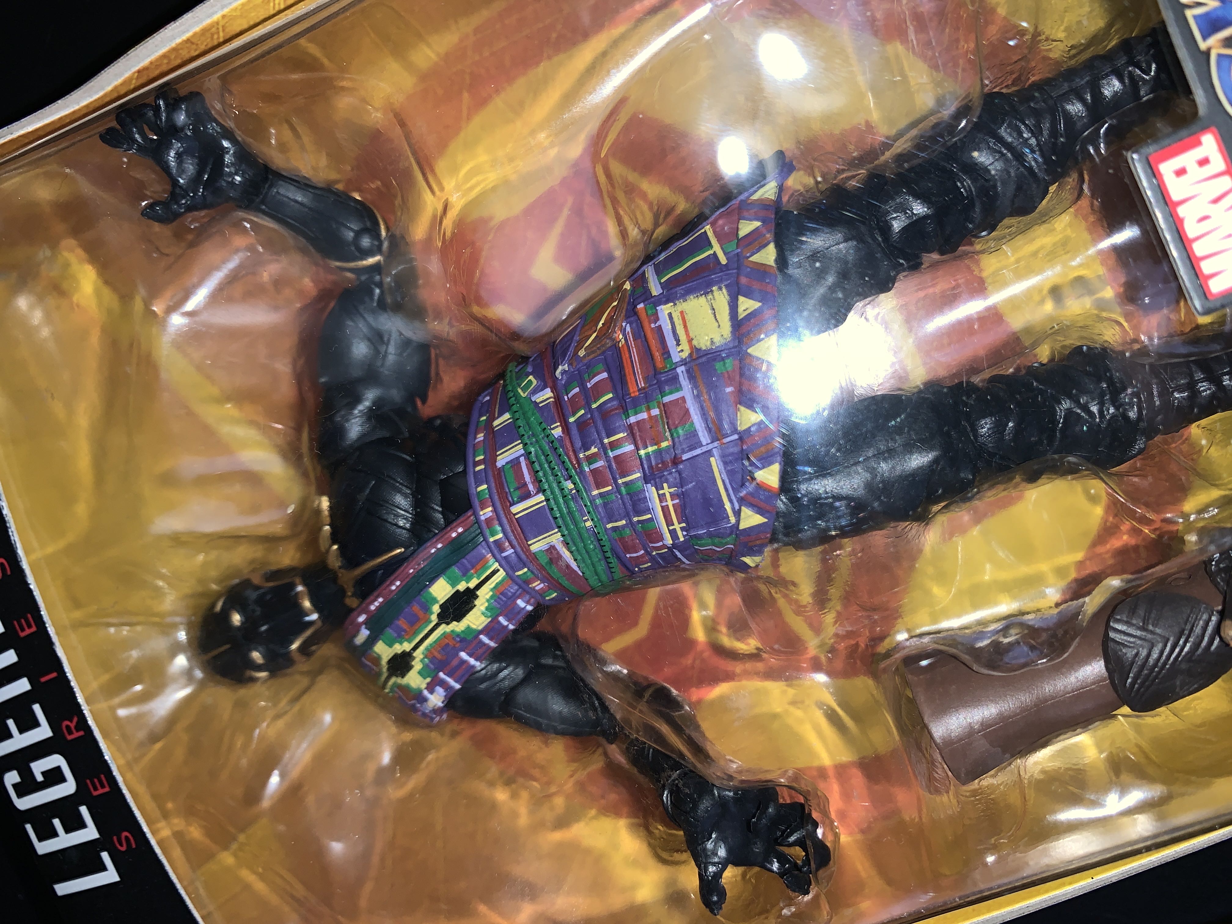 T’Chaka (Black Panther) - Hasbro (Marvel Legends) action figure collectible - Main Image 3