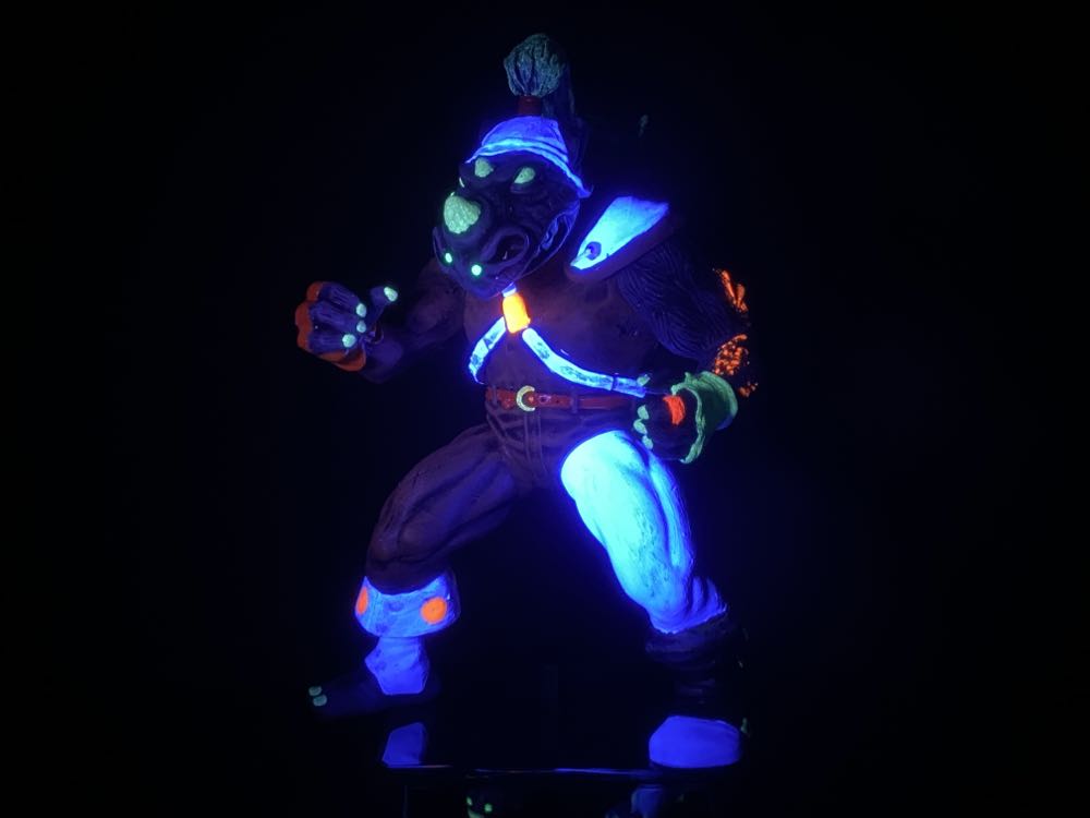 Rocksteady - Yuno Dyva (Teenage Mutant Ninja Turtles) action figure collectible [Barcode 8001444452617] - Main Image 4