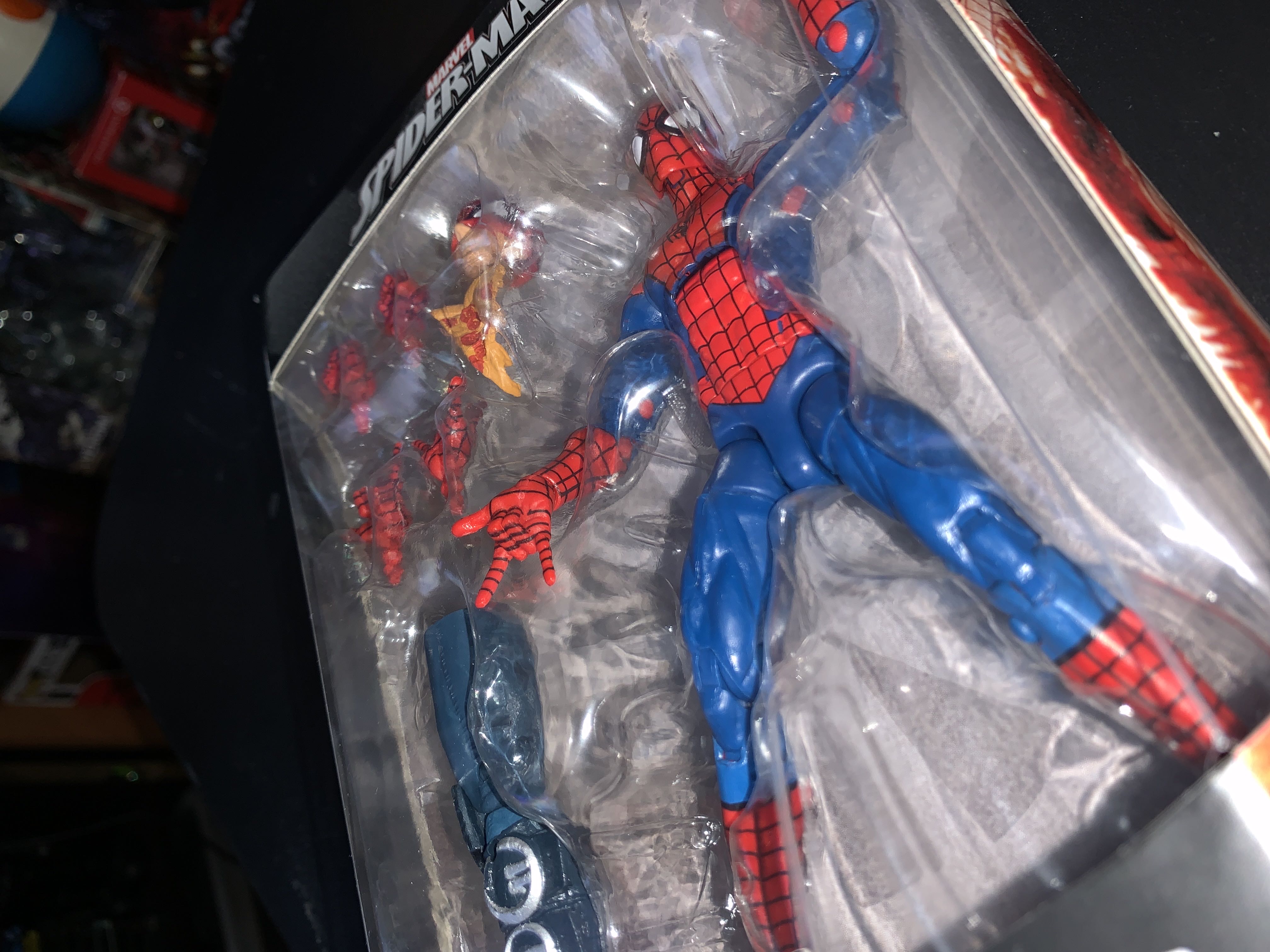 Spider-Man (pizza) - Hasbro (Marvel Legends) action figure collectible - Main Image 3