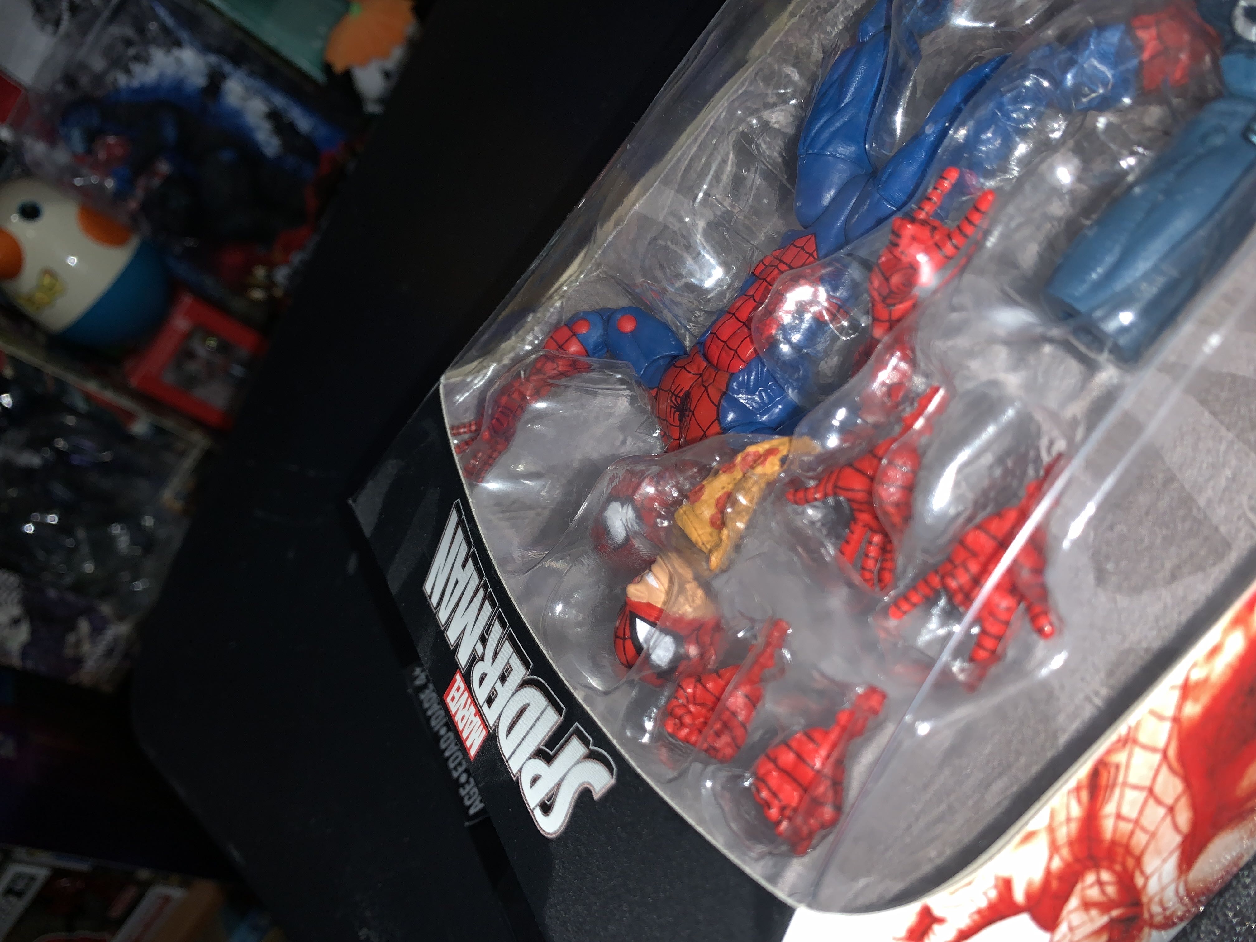 Spider-Man (pizza) - Hasbro (Marvel Legends) action figure collectible - Main Image 4