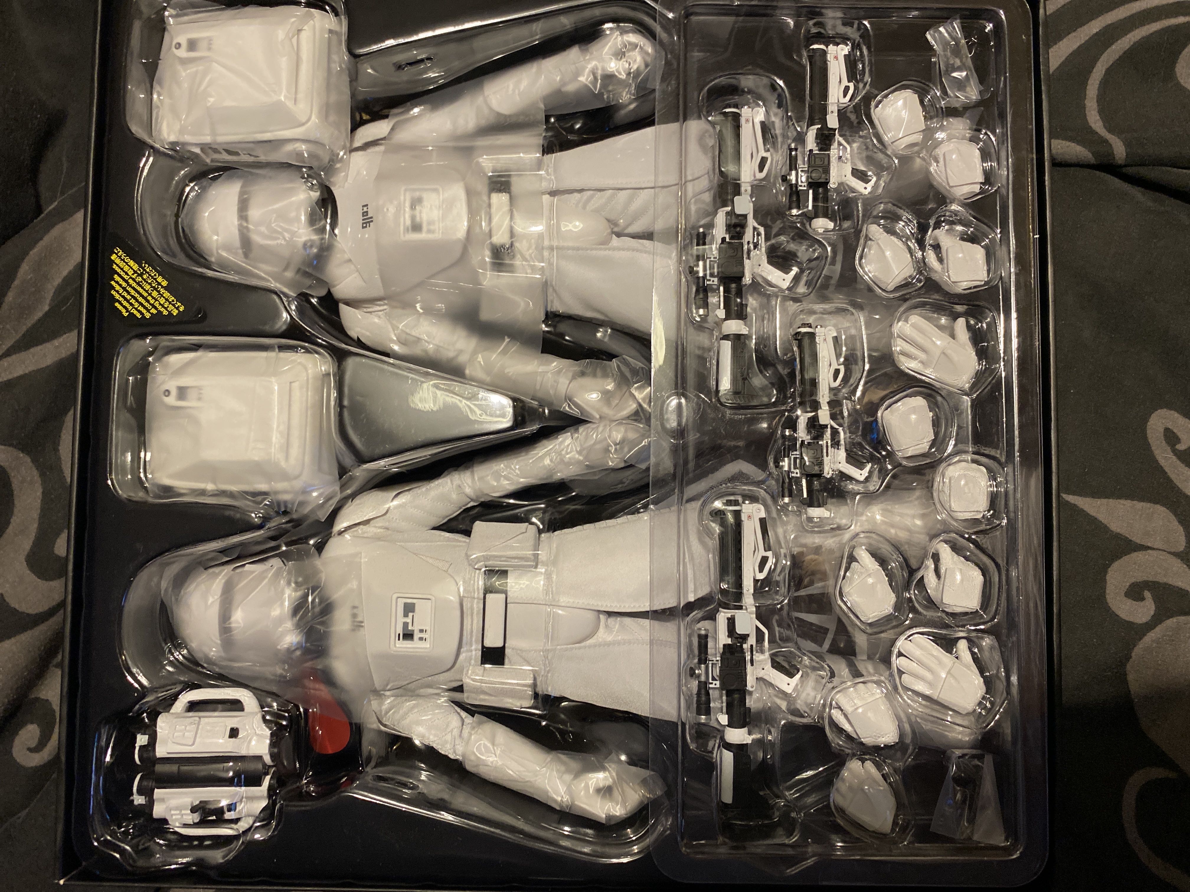 Star Wars First Order Snowtroopers - Hot Toys (Star Wars: The Force Awakens) action figure collectible [Barcode 4897011178141] - Main Image 2