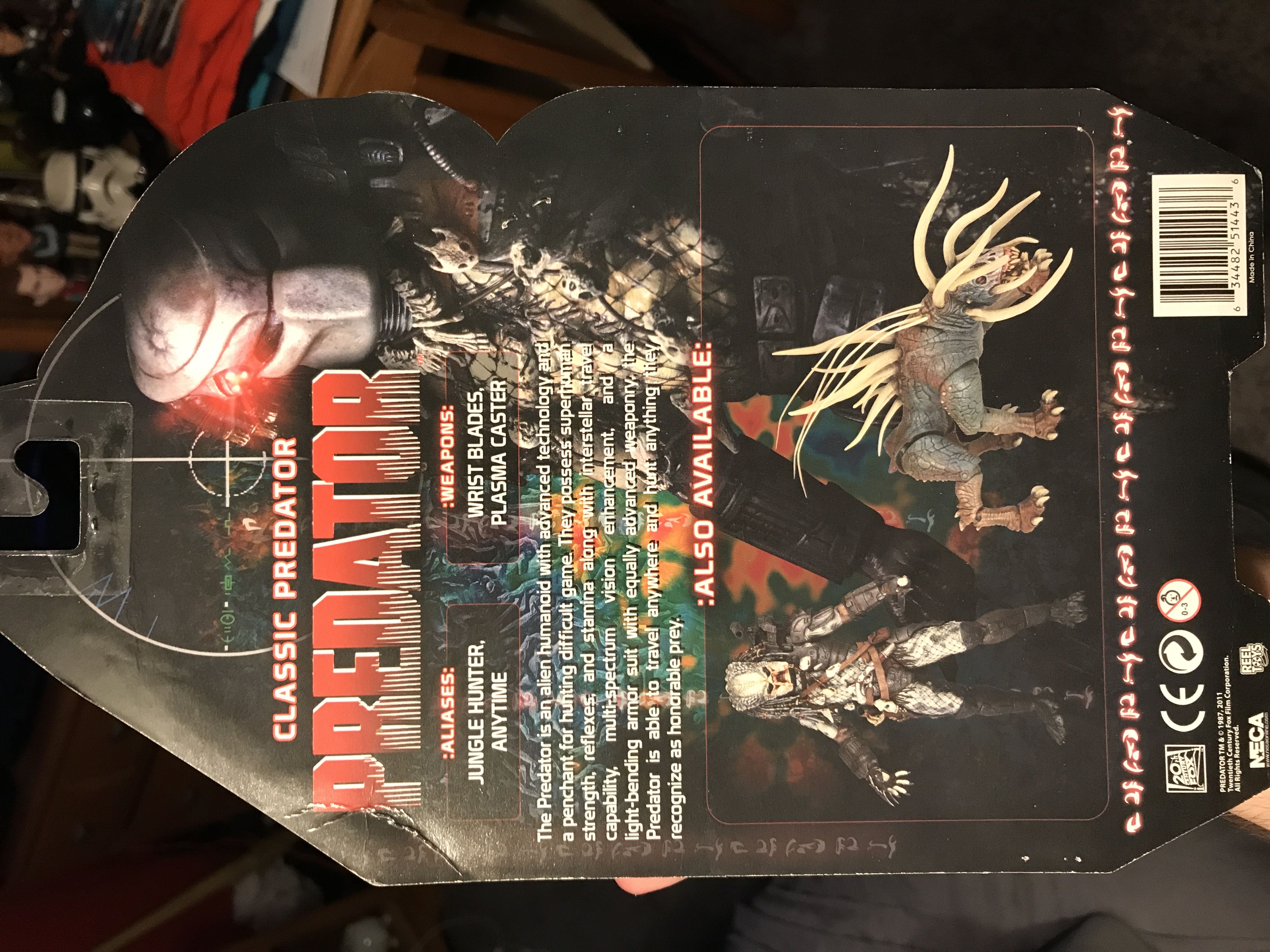 Predator - Classic Predator - Neca (Movies) action figure collectible [Barcode 634482514436] - Main Image 2