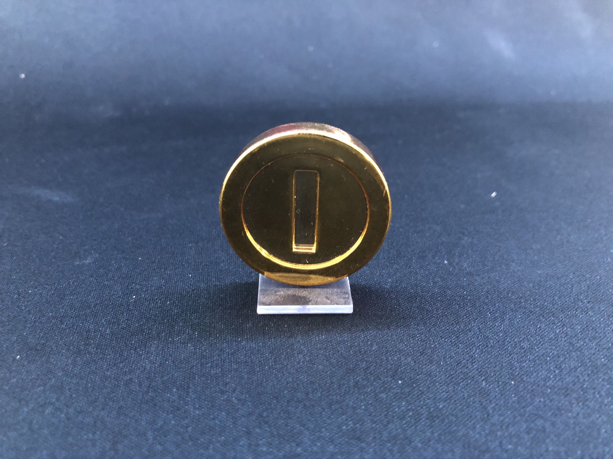 Mario w/ Block, Coin, & Mushroom - Bandai Tamashii Nations - S.H. Figuarts action figure collectible - Main Image 2