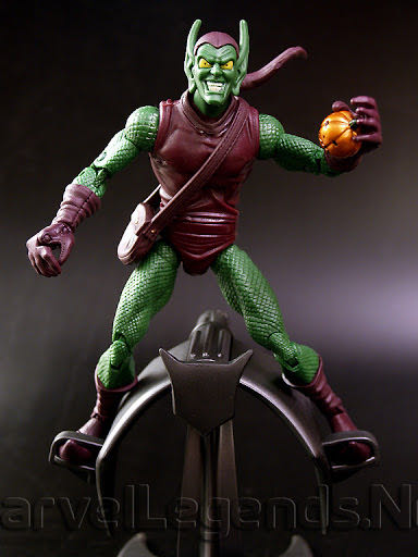 Green Goblin - Toy Biz Marvel (Marvel Legends) action figure collectible - Main Image 4