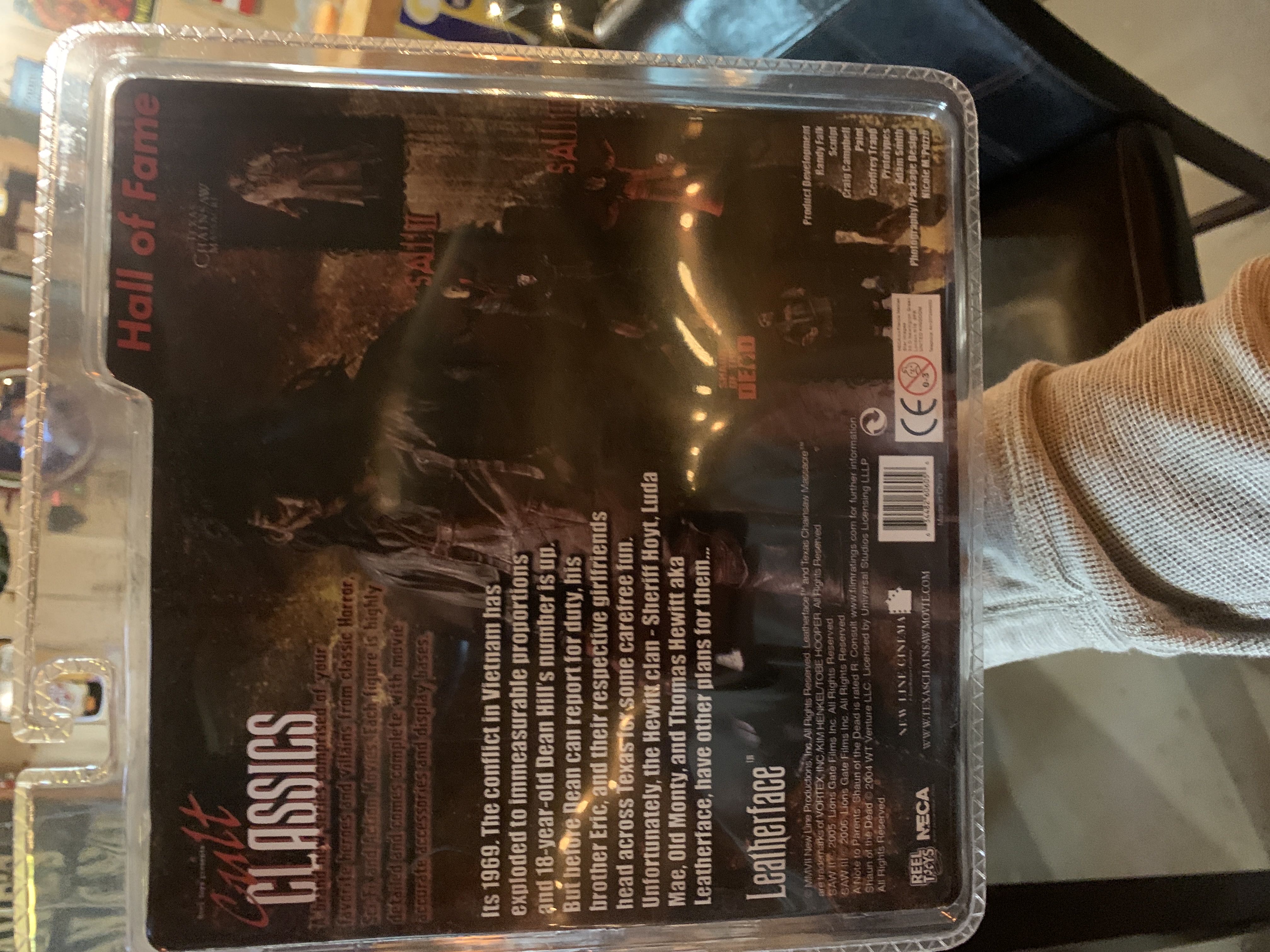 Cult Classics Texas Chainsaw Massacre The Beginning - NECA, Reel Toys (The Texas Chainsaw Massacre: The Beginning) action figure collectible [Barcode 634482606056] - Main Image 2