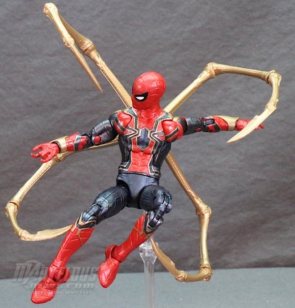 Iron Spider - Hasbro Marvel (Marvel Legends) action figure collectible - Main Image 3