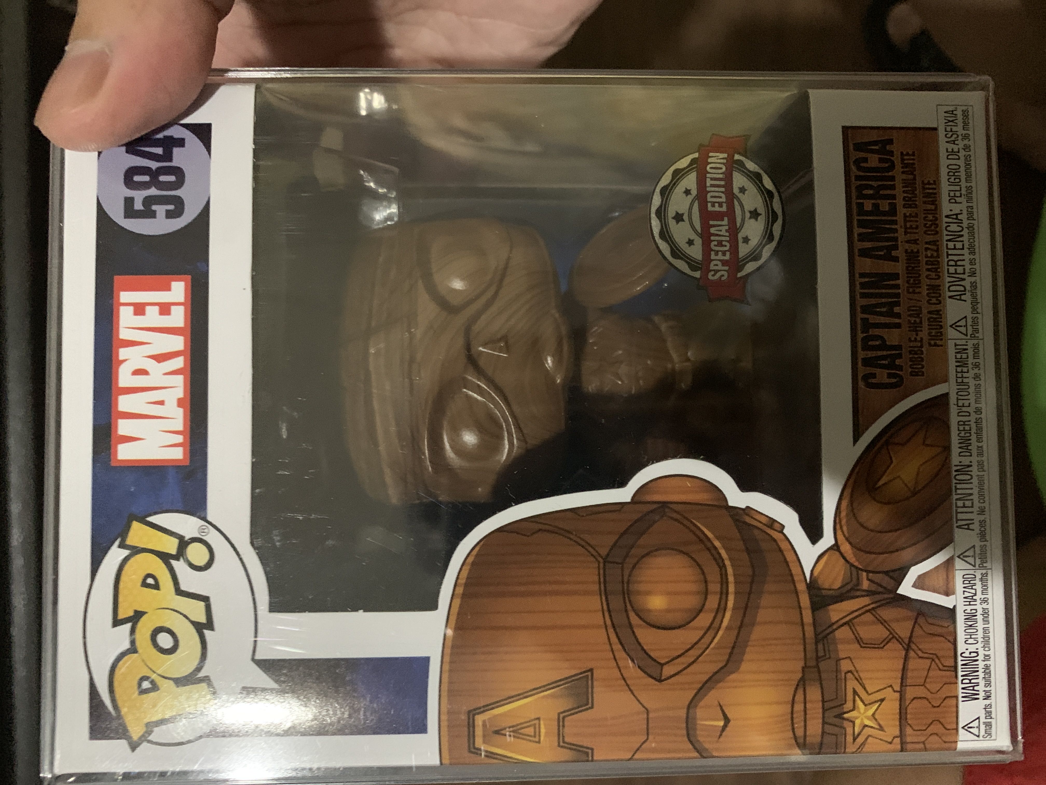 Funko POP!#584 Captain America Wood Deco - Funko (Marvel Superheroes) action figure collectible [Barcode 889698450485] - Main Image 2