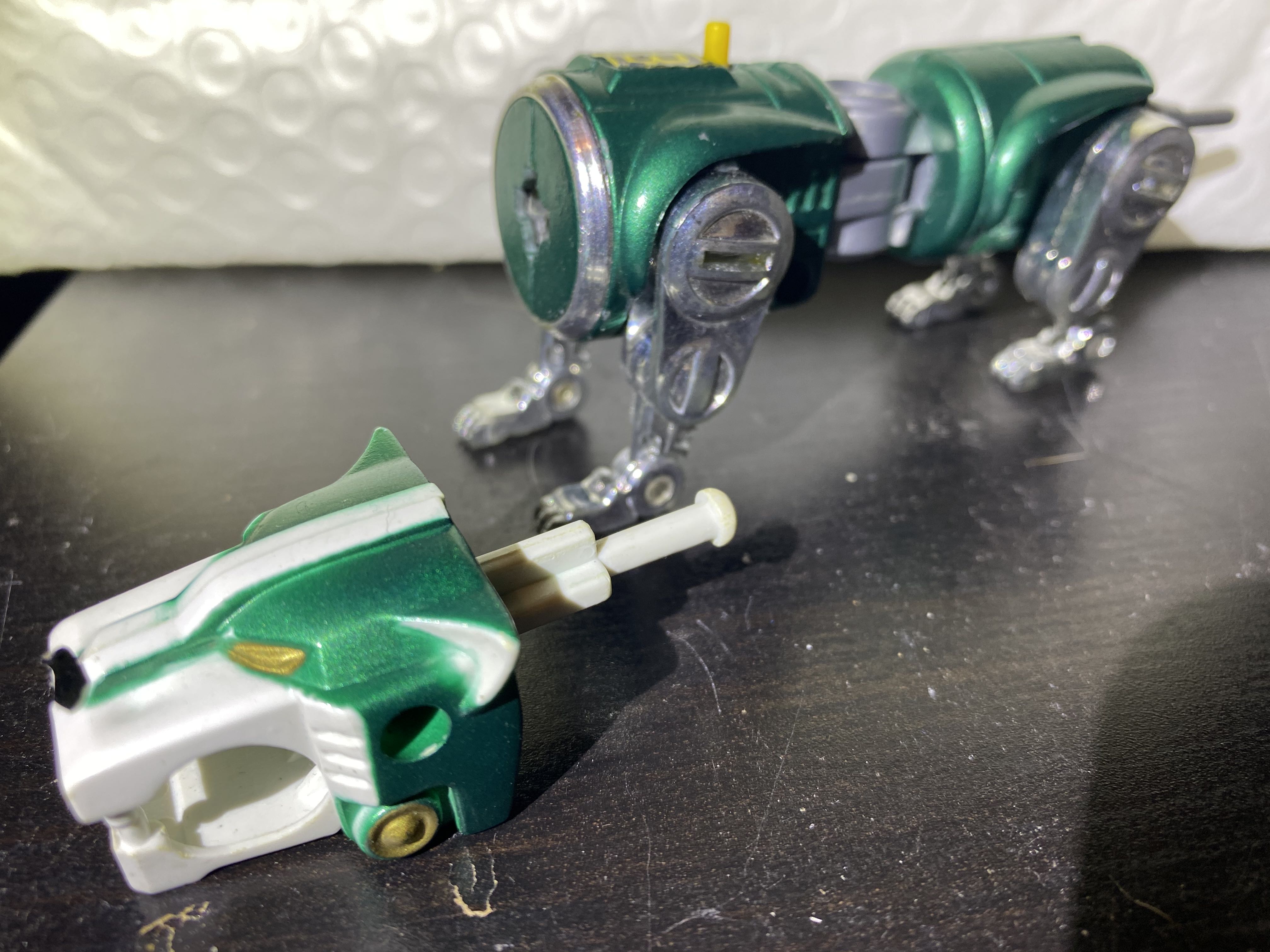 Voltron “Mighty Lion Green” - Matchbox (Basic Series) action figure collectible - Main Image 3