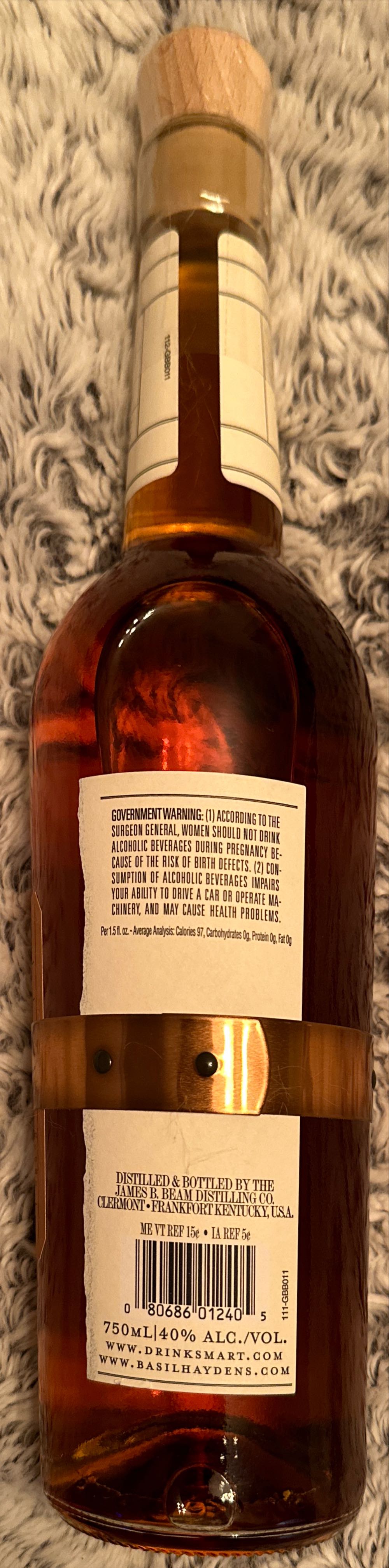 Basil Hayden’s - Beam Inc. (750 mL) alcohol collectible [Barcode 080686012405] - Main Image 4