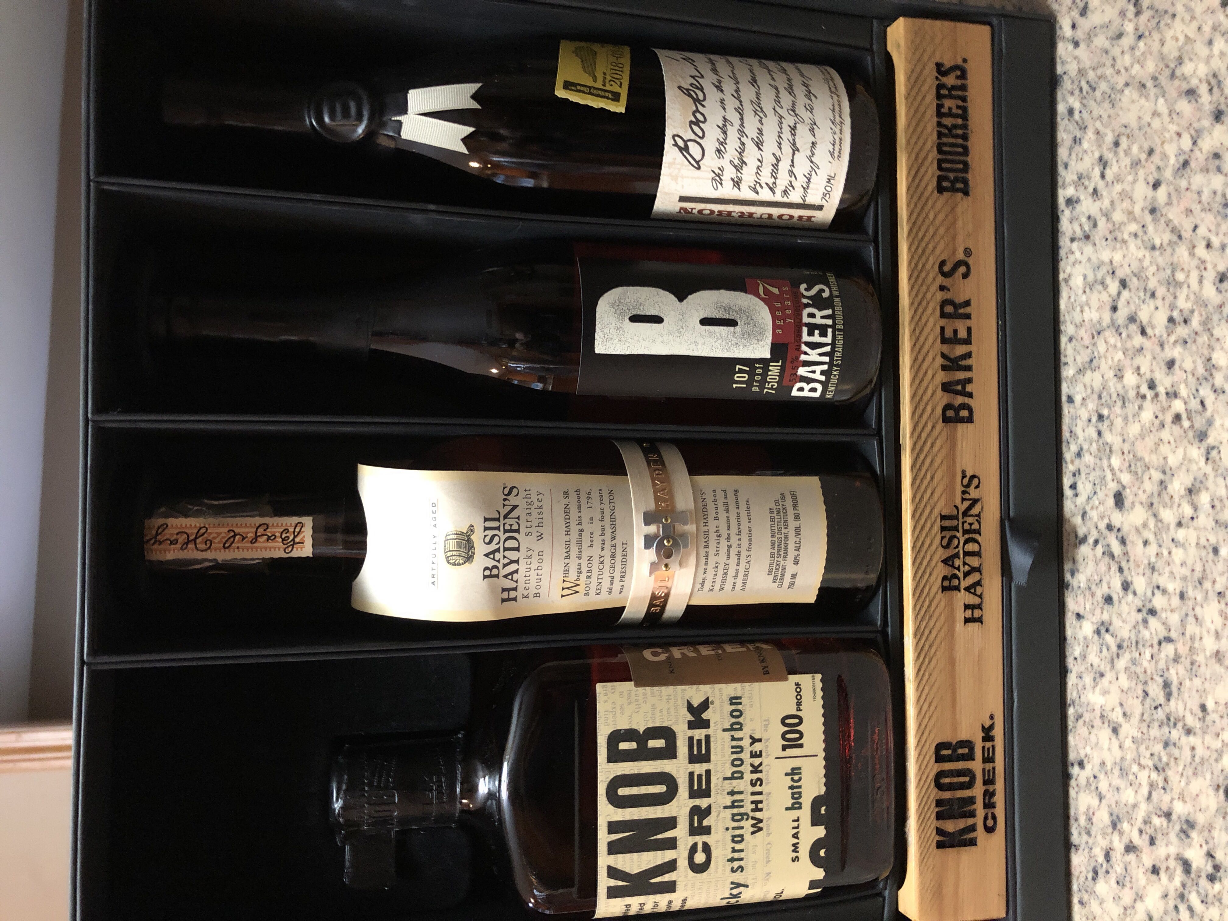 Knob Creek 9 Year - Knob Creek Distillery (750 mL) alcohol collectible [Barcode 080686016403] - Main Image 3