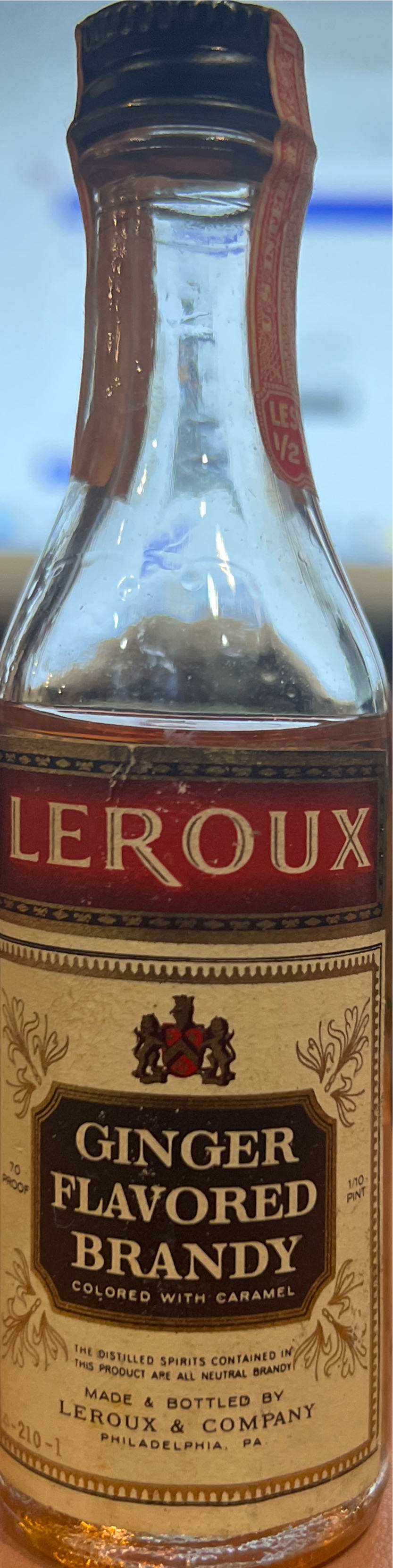 Leroux Ginger Flavored Brandy - Leroux (750 mL) alcohol collectible [Barcode 080686094401] - Main Image 2