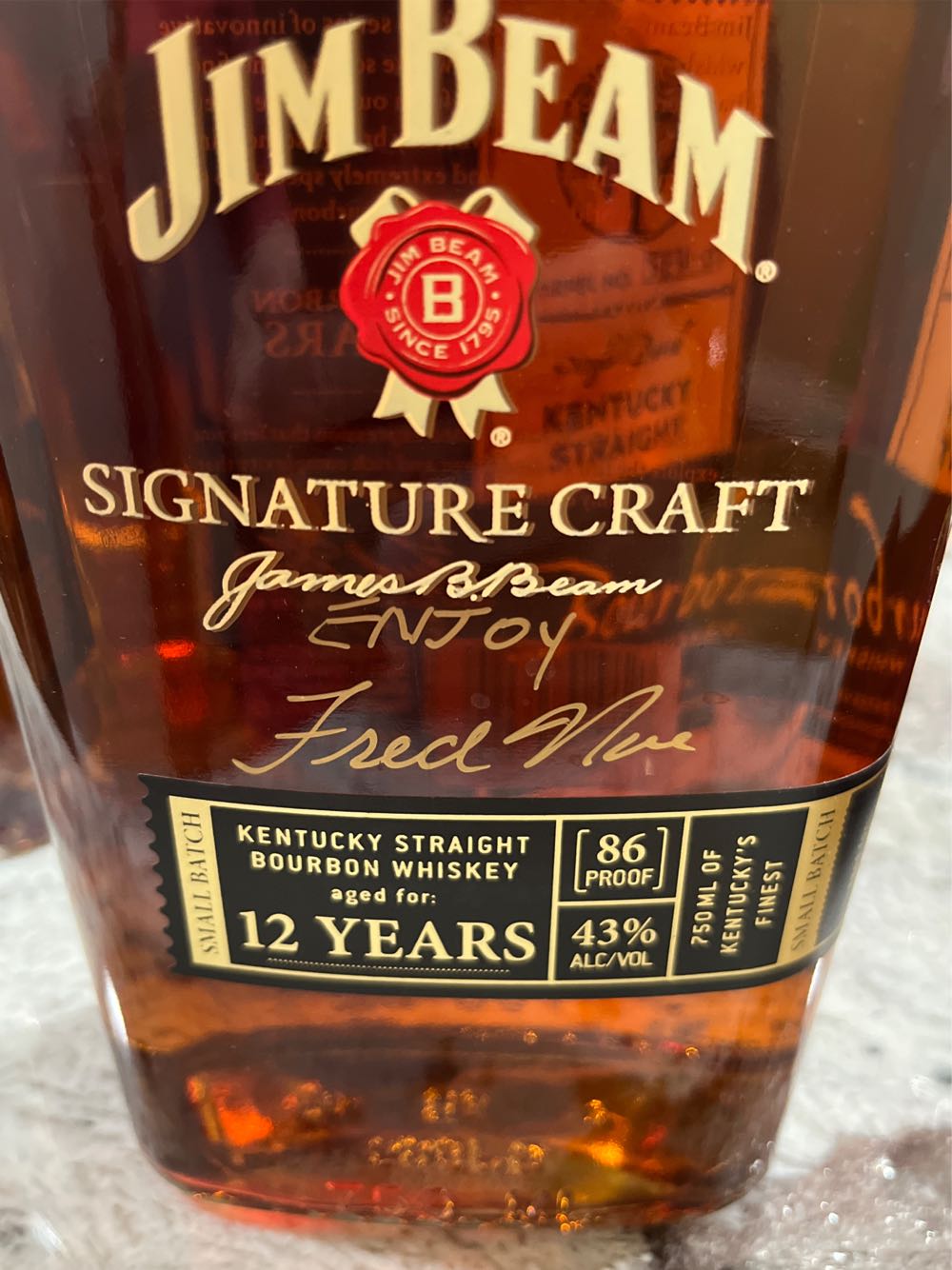 Jim Beam Signature Craft 12 yr - Jim Beam (750mL) alcohol collectible [Barcode 080686106029] - Main Image 3