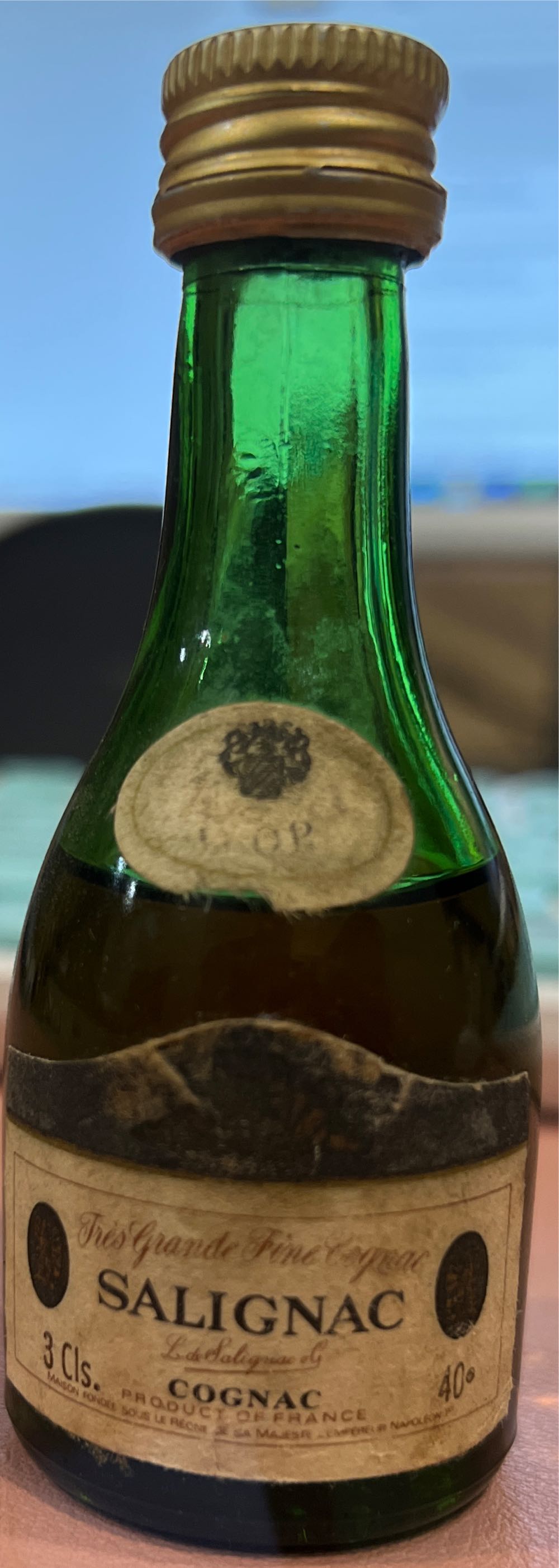 Salignac Cognac 750ML - L.de Salignac (750 mL) alcohol collectible [Barcode 080686744061] - Main Image 2