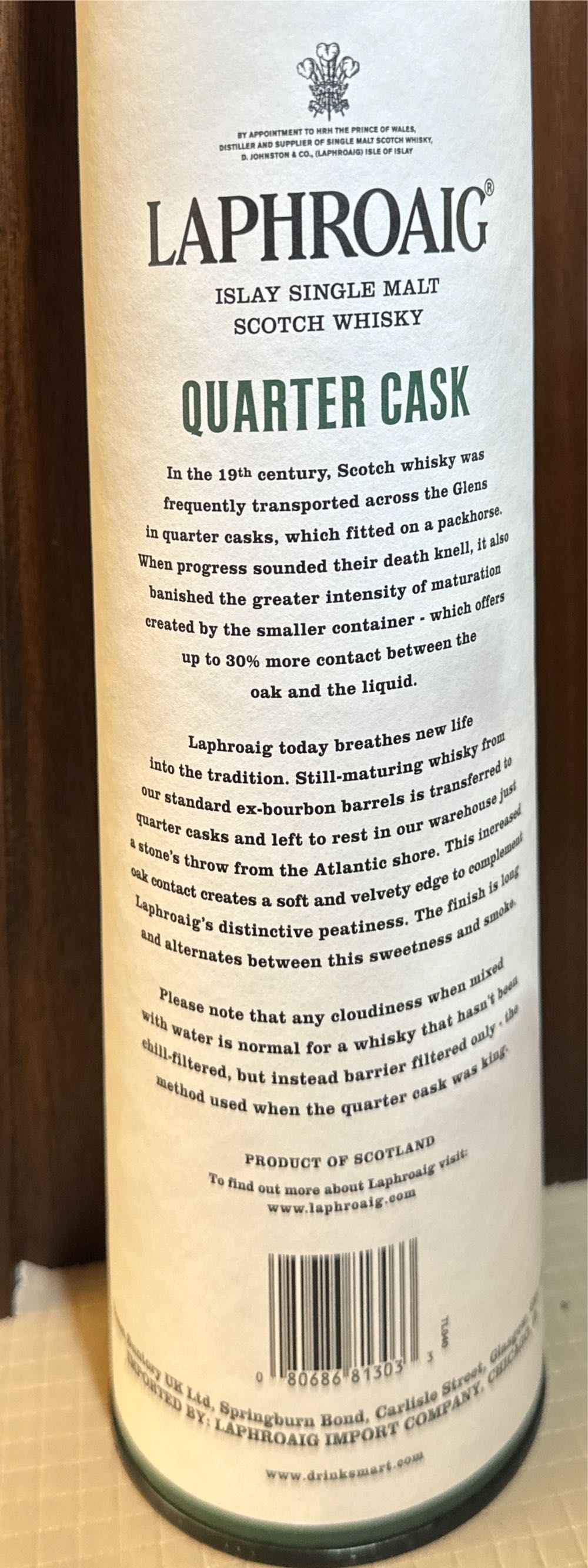 Laphroaig Quarter Cask - Laphroaig Distillery (700 mL) alcohol collectible [Barcode 080686813033] - Main Image 3