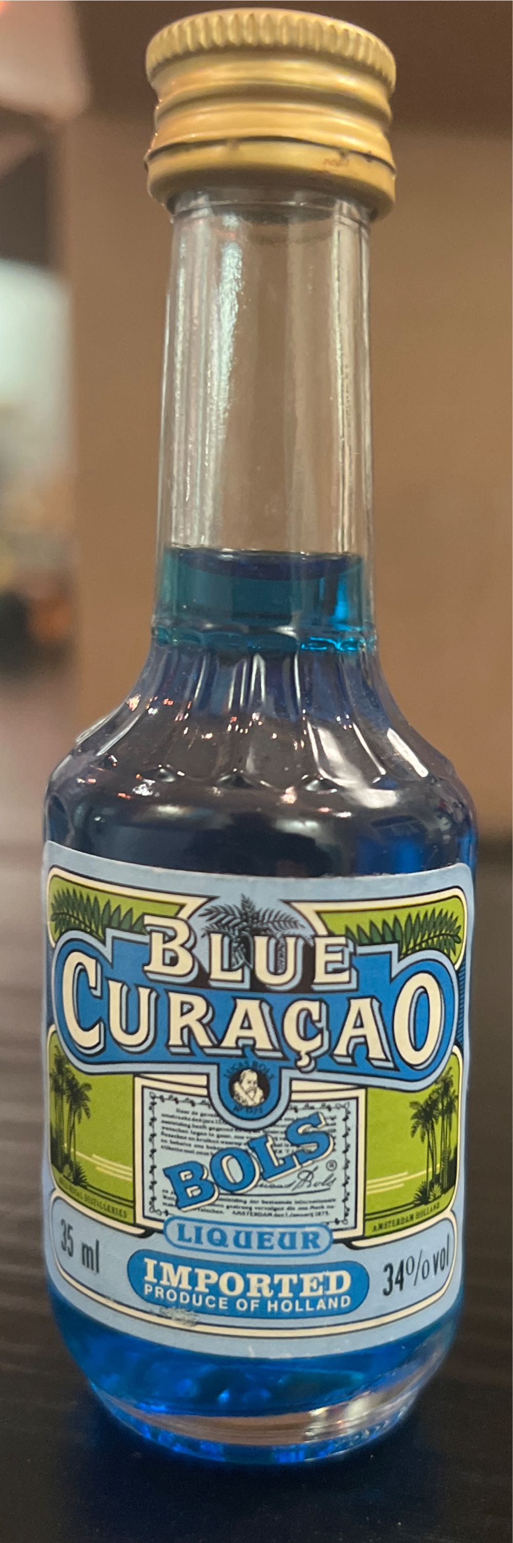 Bols Blue Curacao - Half  - Lucas Bols USA (1L) alcohol collectible [Barcode 080915037407] - Main Image 2