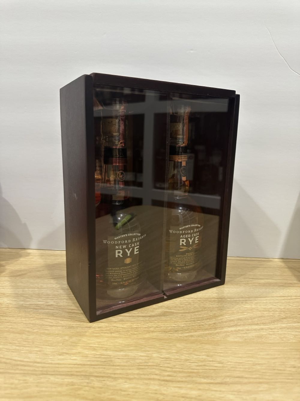 Woodford Reserve Master’s Collection - Aged Cask Rye / New Cask Rye Set - Woodford Reserve Distillery (375 mL) alcohol collectible [Barcode 081128240141] - Main Image 3