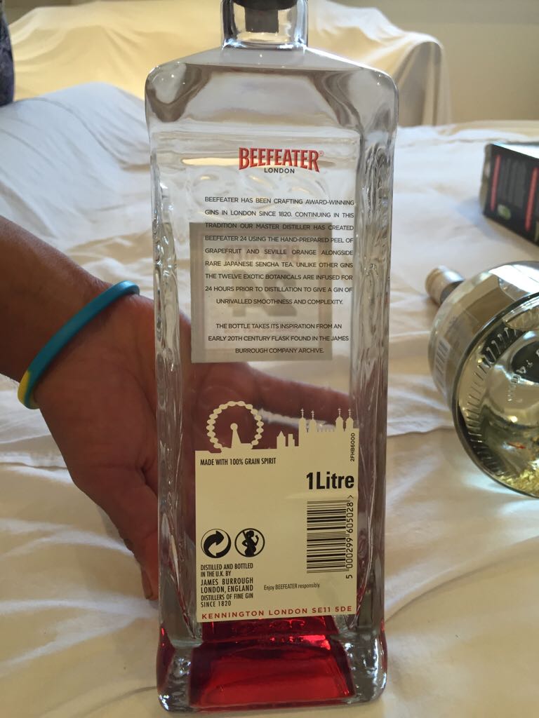Beefeater gin - James Burrough (1L) alcohol collectible [Barcode 081210000066] - Main Image 2