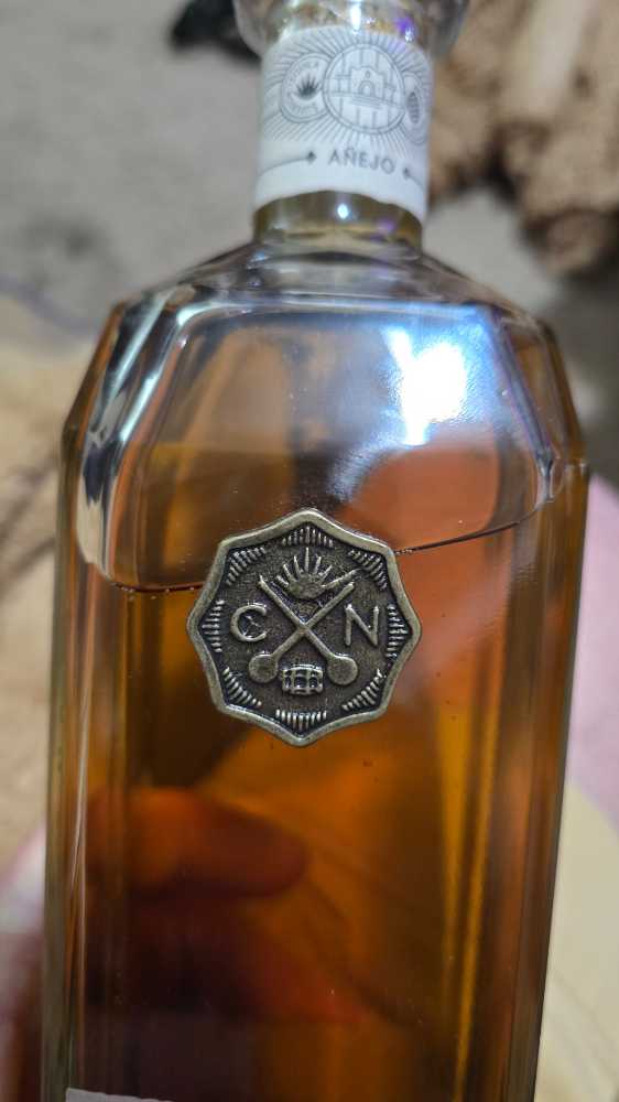Casa Noble Anejo Tequila - Nom 1137 (750 mL) alcohol collectible [Barcode 081240050499] - Main Image 3
