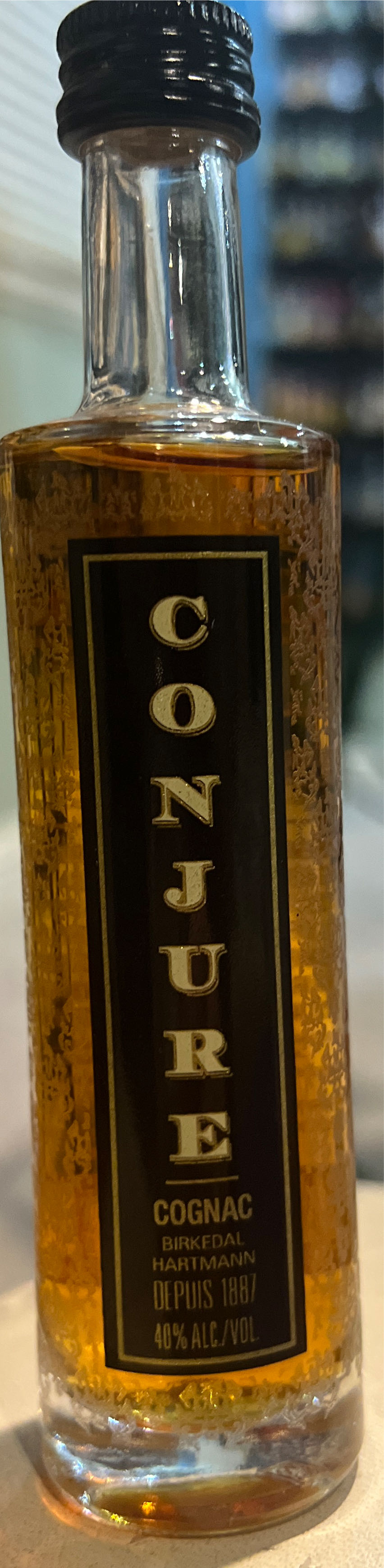 Conjure Cognac - EMB (France) (750 mL) alcohol collectible [Barcode 081380701015] - Main Image 4