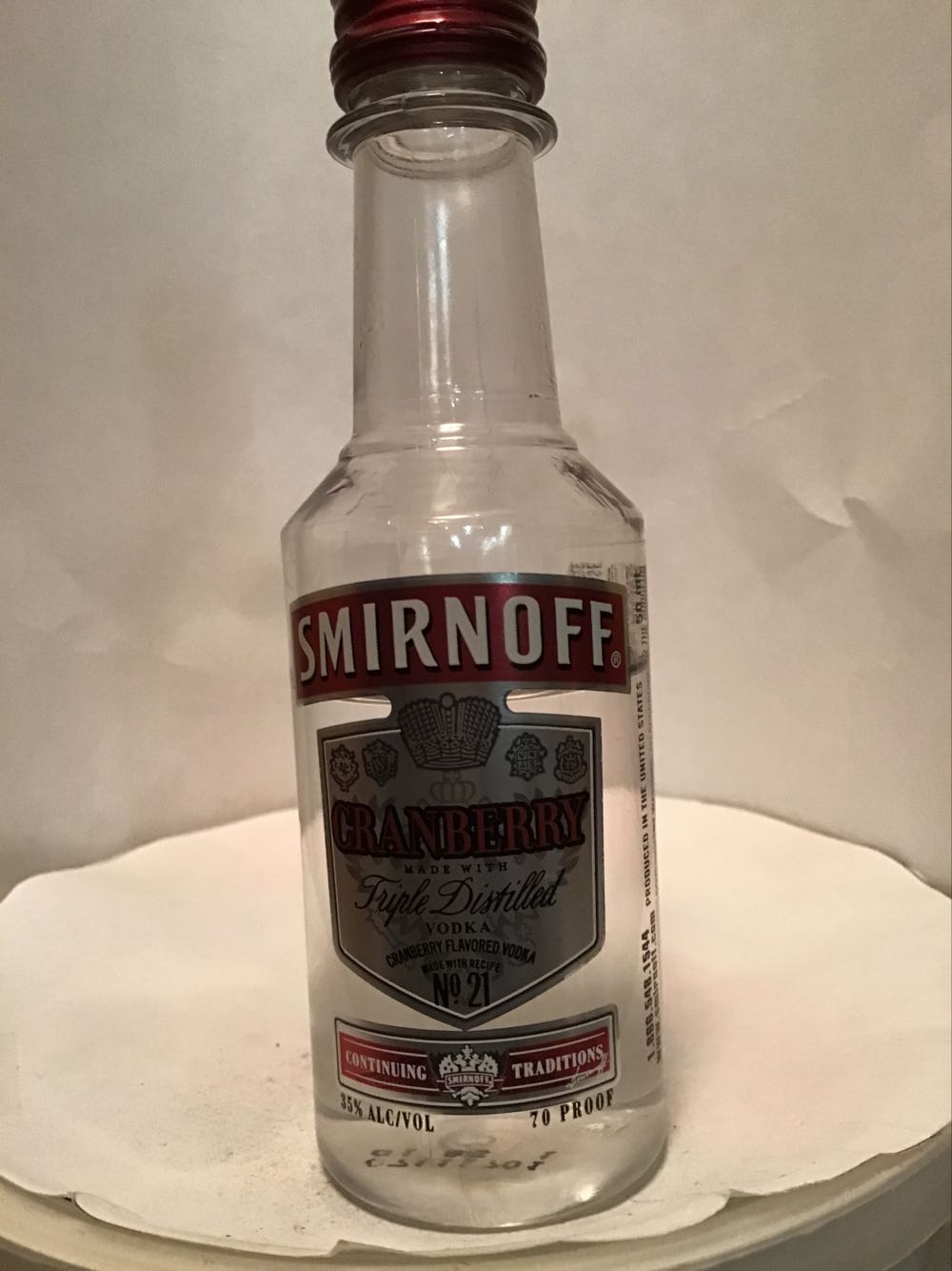Smirnoff Cranberry  - Smirnoff Co. (50 mL) alcohol collectible [Barcode 082000001232] - Main Image 2
