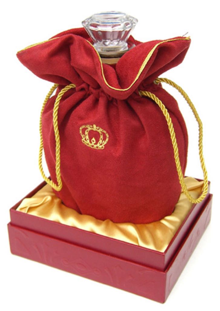 Crown Royal XR Red - Crown Royal Company (750mL) alcohol collectible [Barcode 082000734338] - Main Image 2