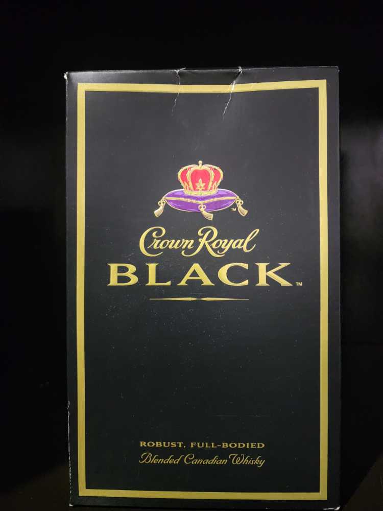 Crown Royal Black - Crown Royal Distilling Co. (1000 mL) alcohol collectible [Barcode 082000750444] - Main Image 3