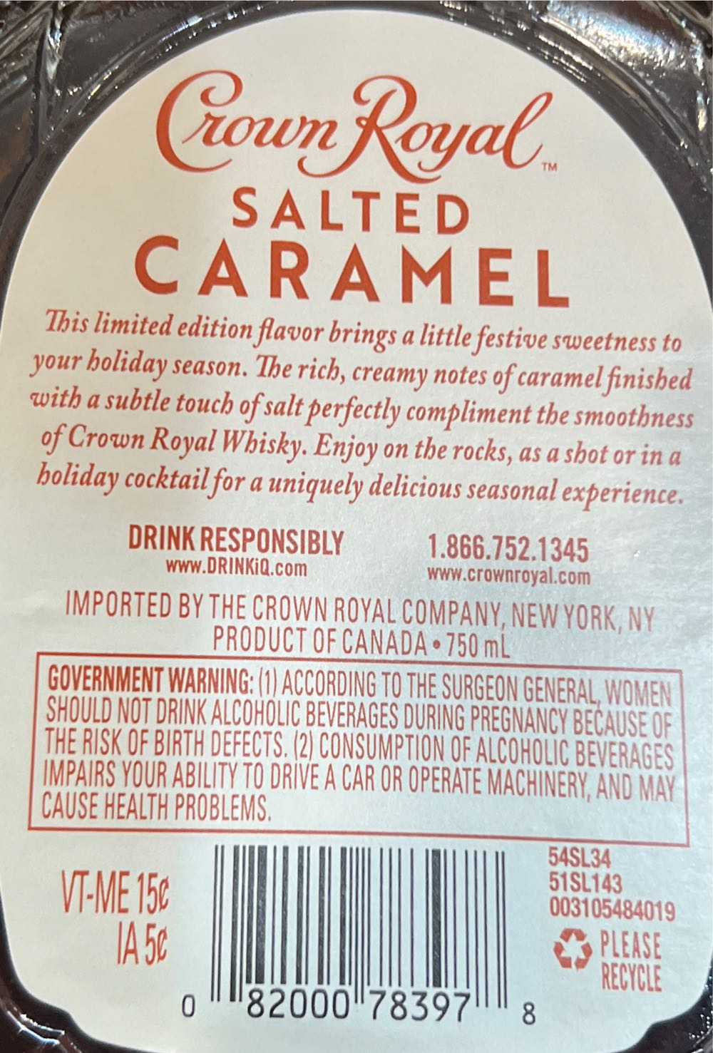 Crown Royal Salted Caramel - Crown Royal (750 mL) alcohol collectible [Barcode 082000783978] - Main Image 3