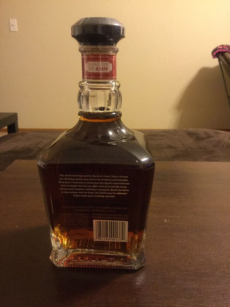 Holiday Select - 2014 - Jack Daniel Distillery (750mL) alcohol collectible [Barcode 082184001370] - Main Image 2