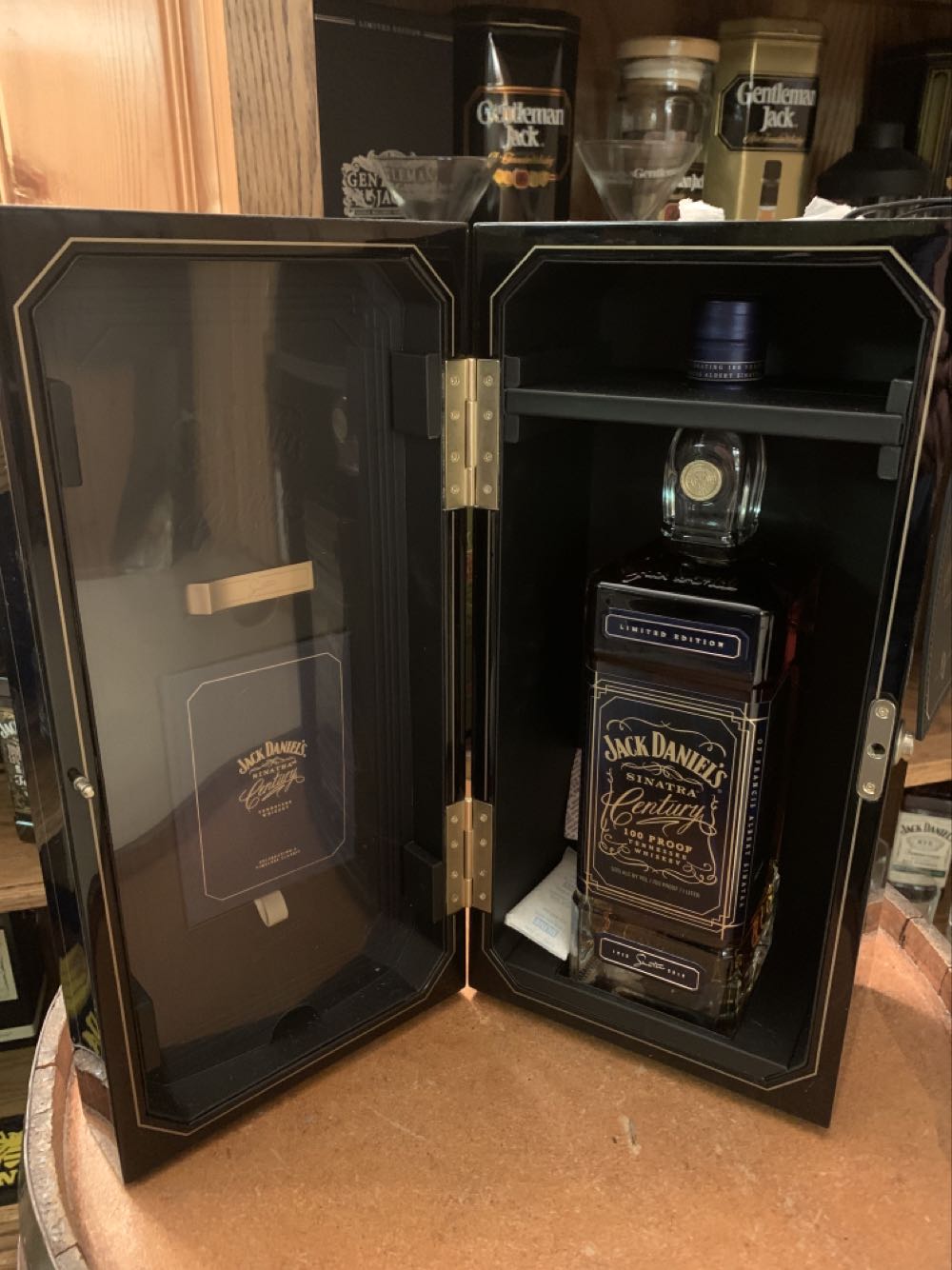 Sinatra Century - Jack Daniels Distillery (1 L) alcohol collectible [Barcode 082184006238] - Main Image 2