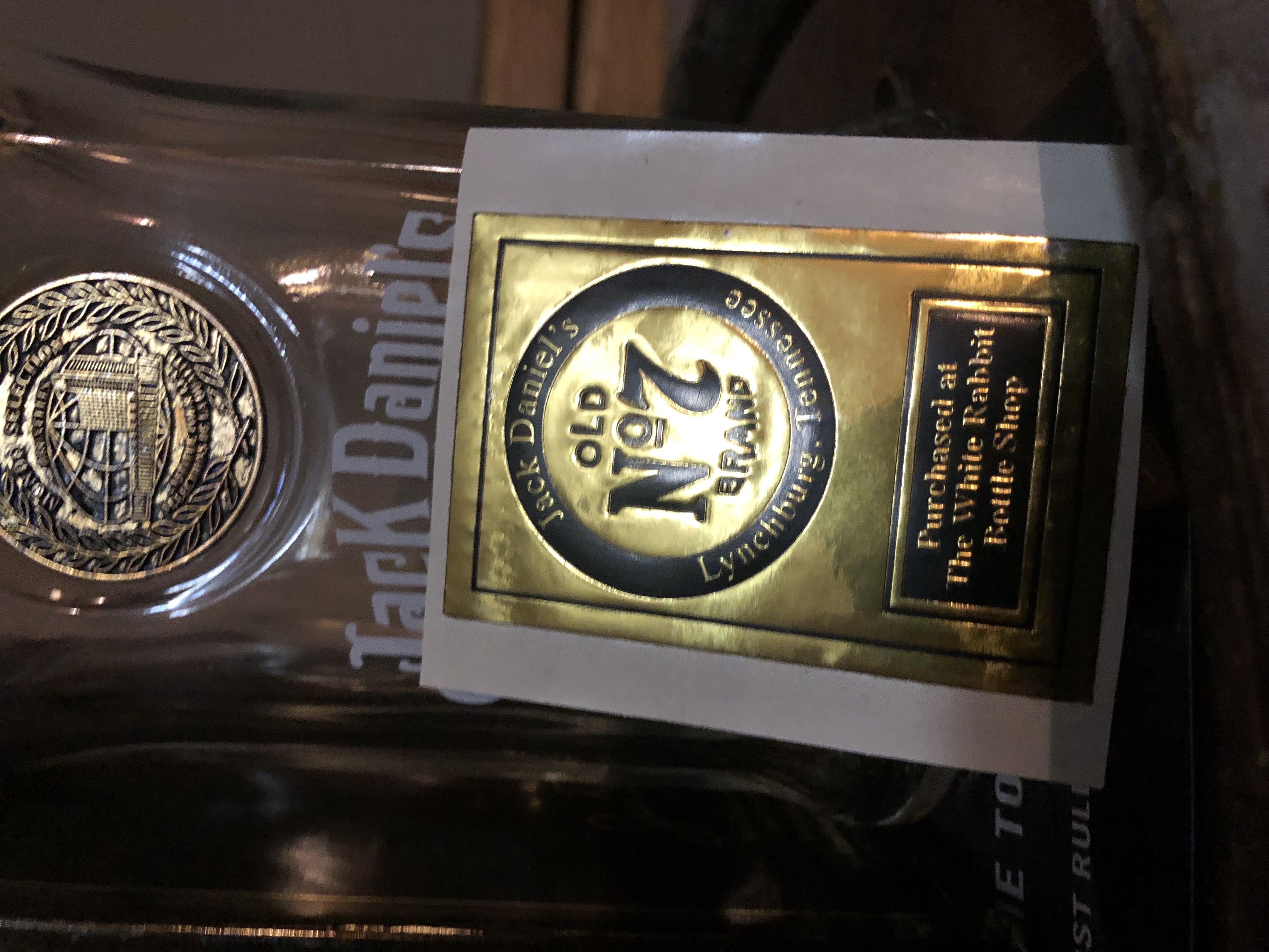 1981 Gold Medal - Jack Daniel Distillery (750 mL) alcohol collectible [Barcode 082184065297] - Main Image 3